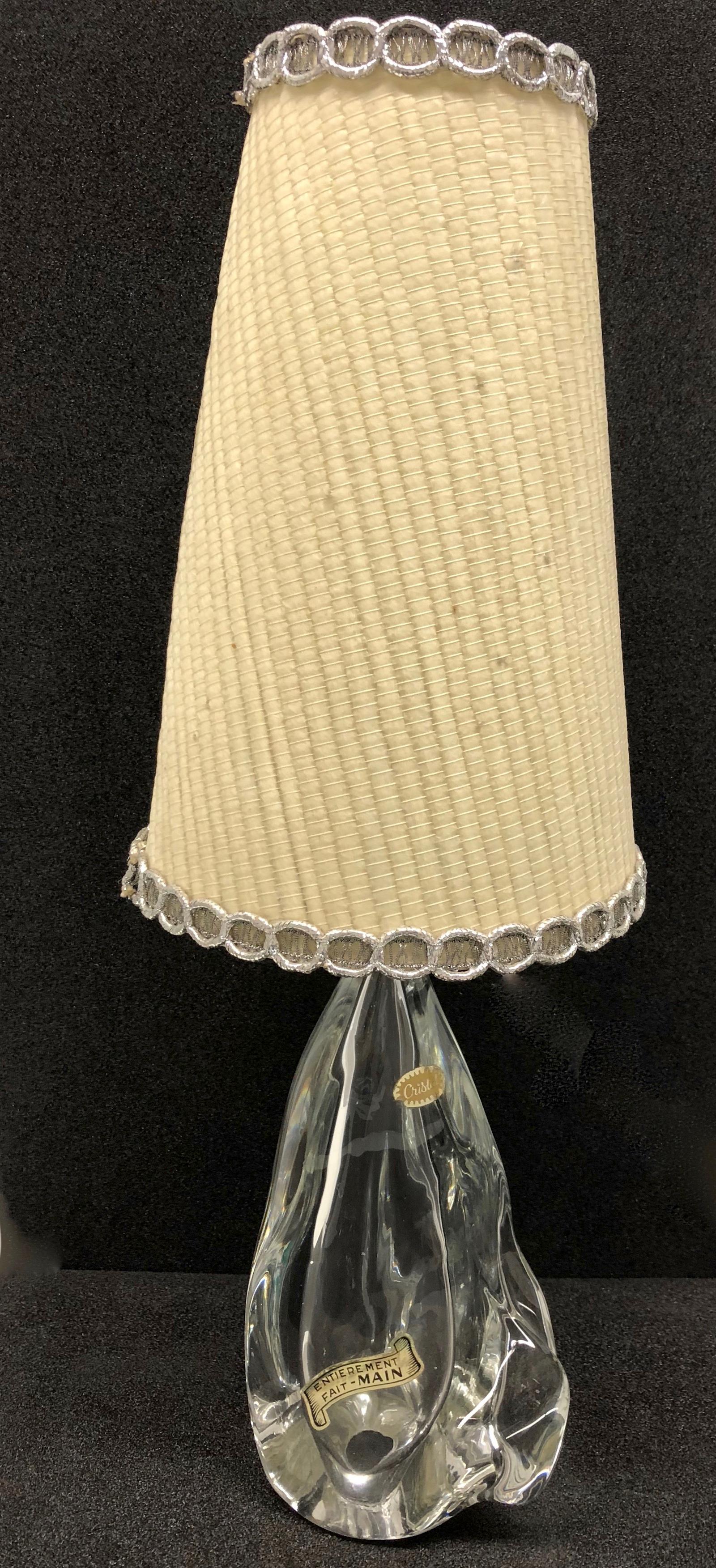 Ikonische Tischlampe aus klarem Kristallglas aus der Mitte des Jahrhunderts im Stil eines Berges (Hollywood Regency) im Angebot