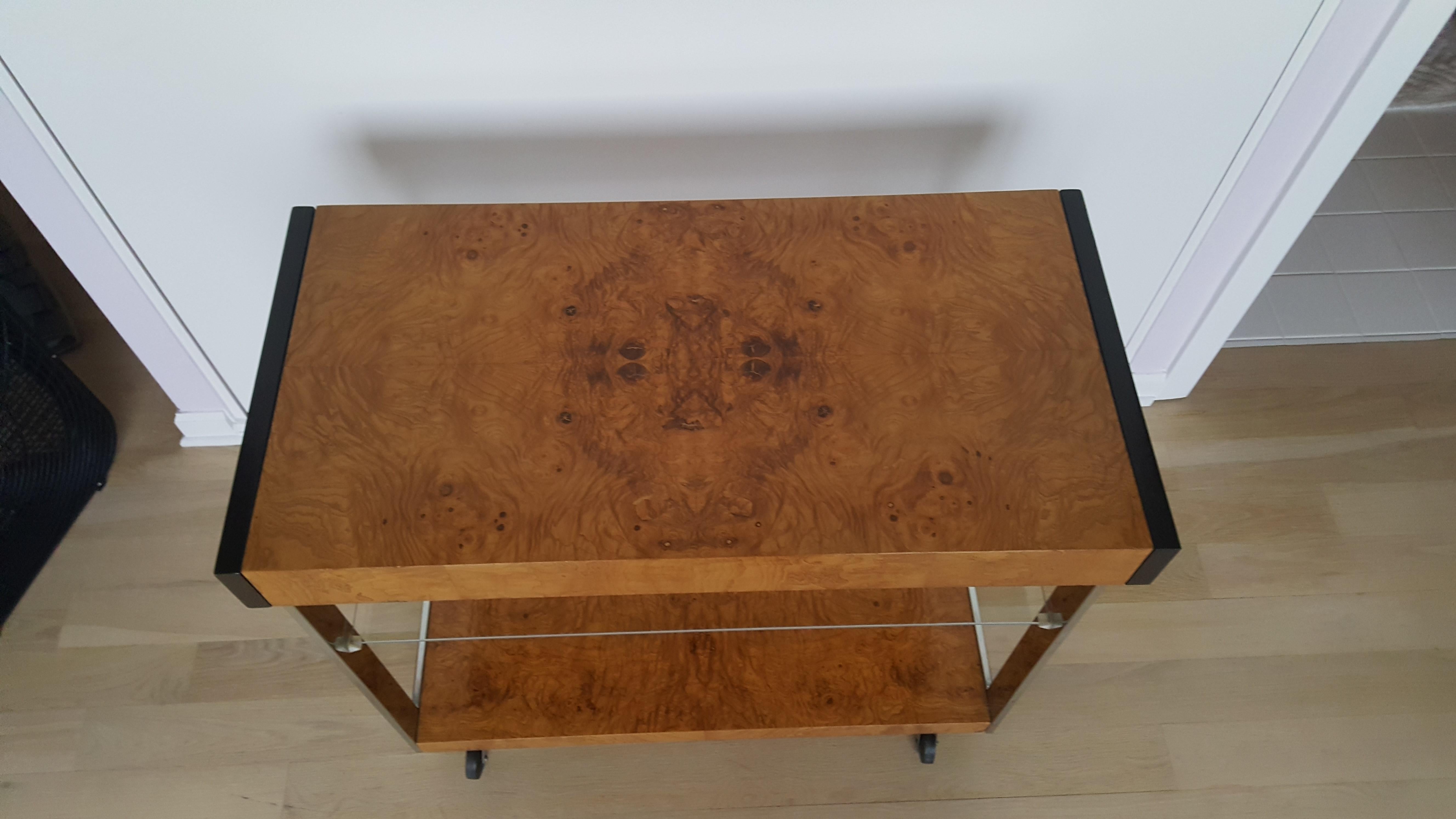 Fabulous Milo Baughman Burl and Glass Cart In Excellent Condition For Sale In Houston, TX