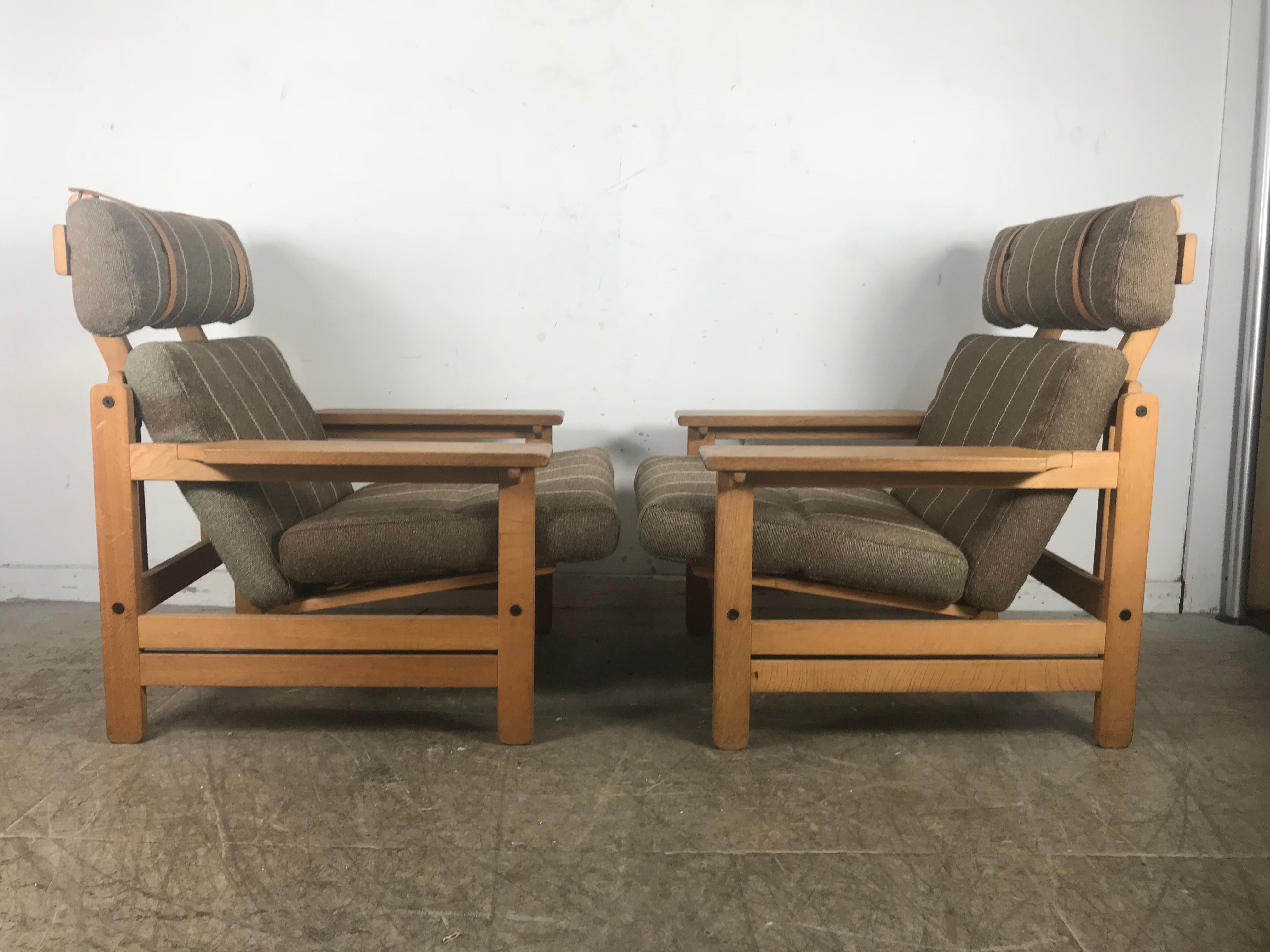 Stunning Pair Paddle Arm Lounge Chairs by Aksel Dahl, Denmark, 1960s In Excellent Condition In Buffalo, NY