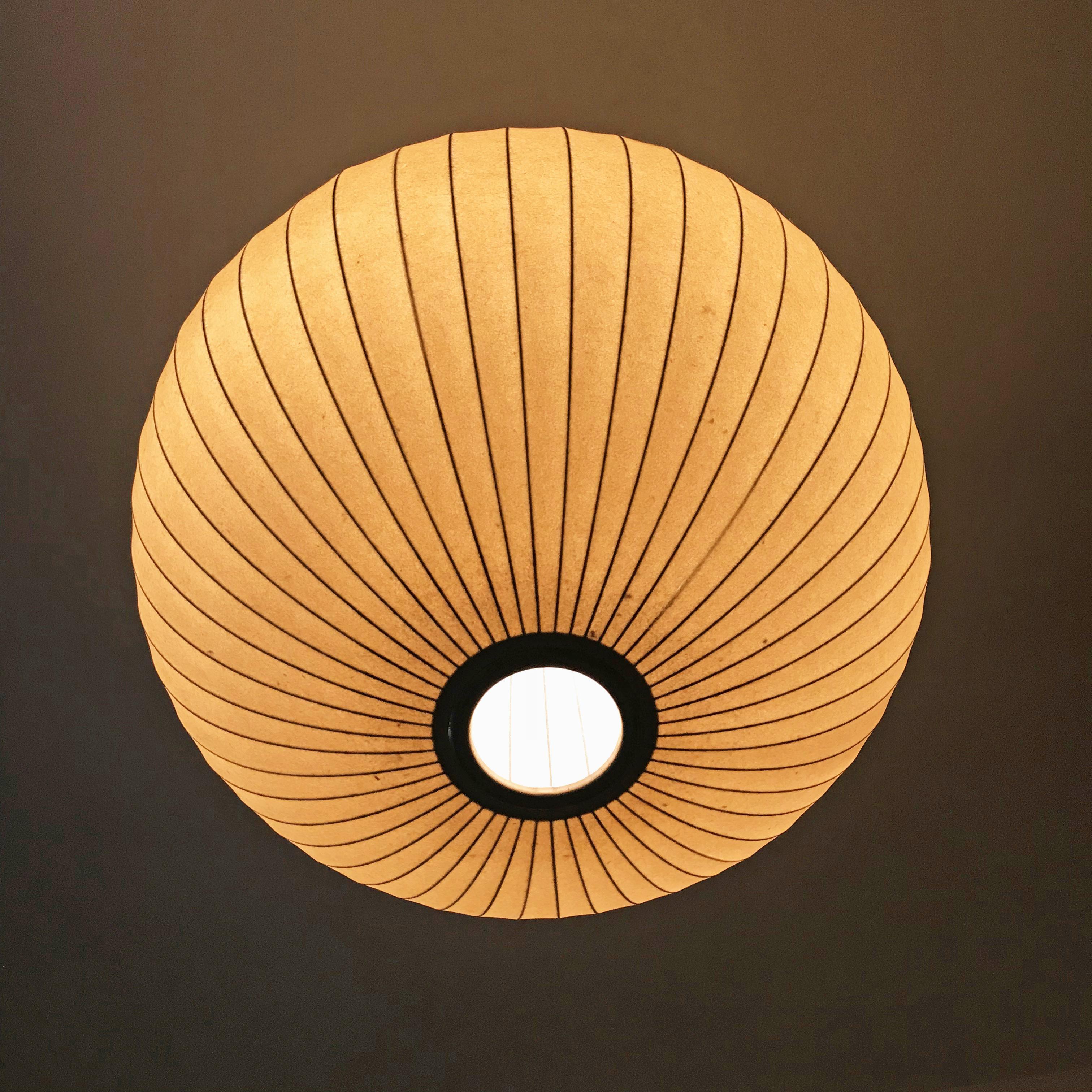 Large George Nelson Bubble Sphere Pendant Light In Good Condition In Brooklyn, NY