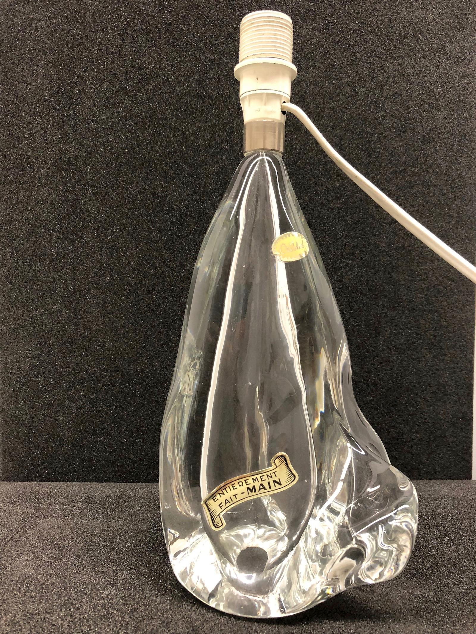 Lampe de bureau emblématique en verre de cristal transparent du milieu du siècle dernier, dans le style d'une roche de montagne Bon état - En vente à Nuernberg, DE
