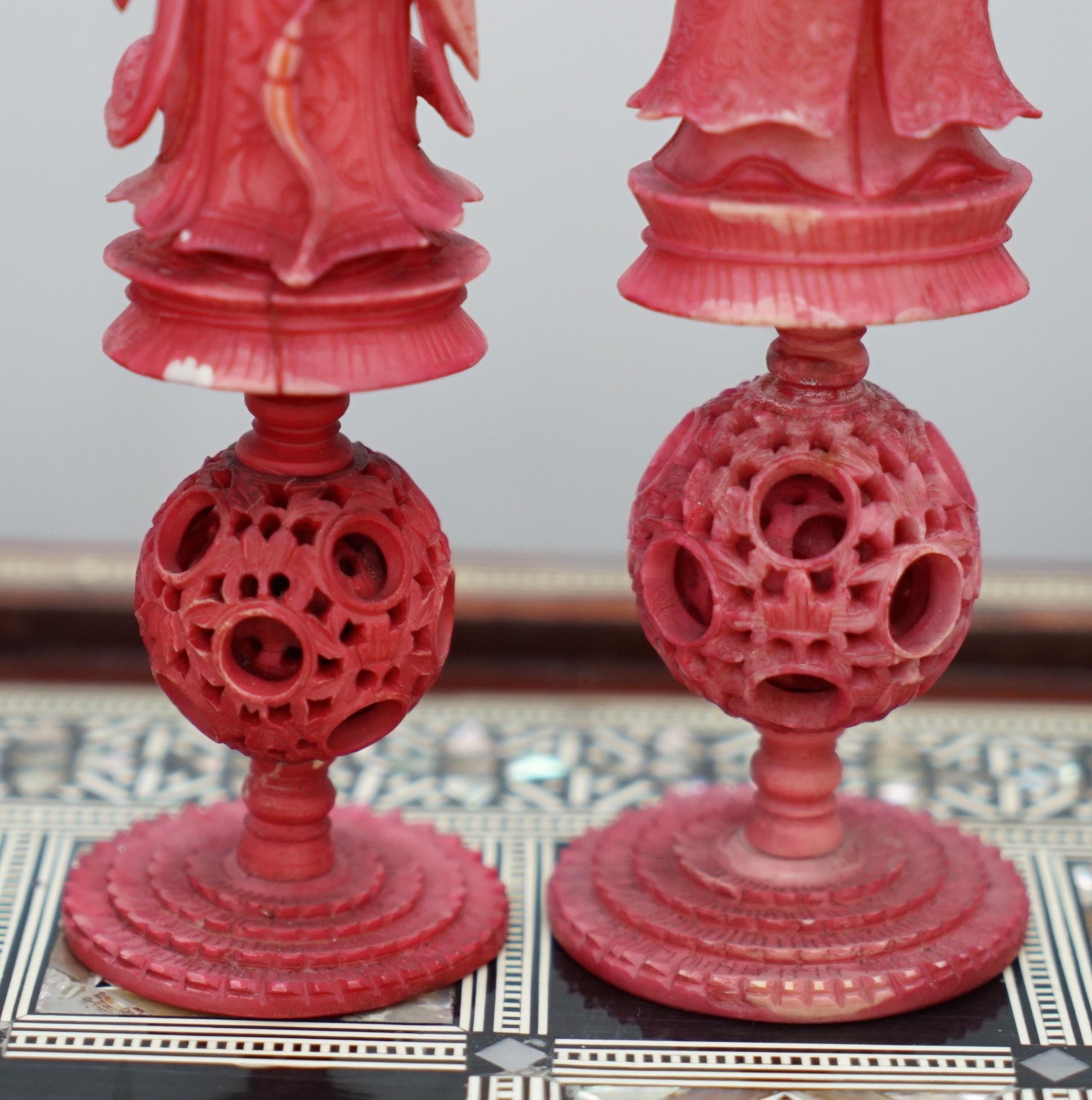 Rare 19th Century Hand-Carved Chinese Puzzle Ball Chess Set Exquisite Craft Work 3