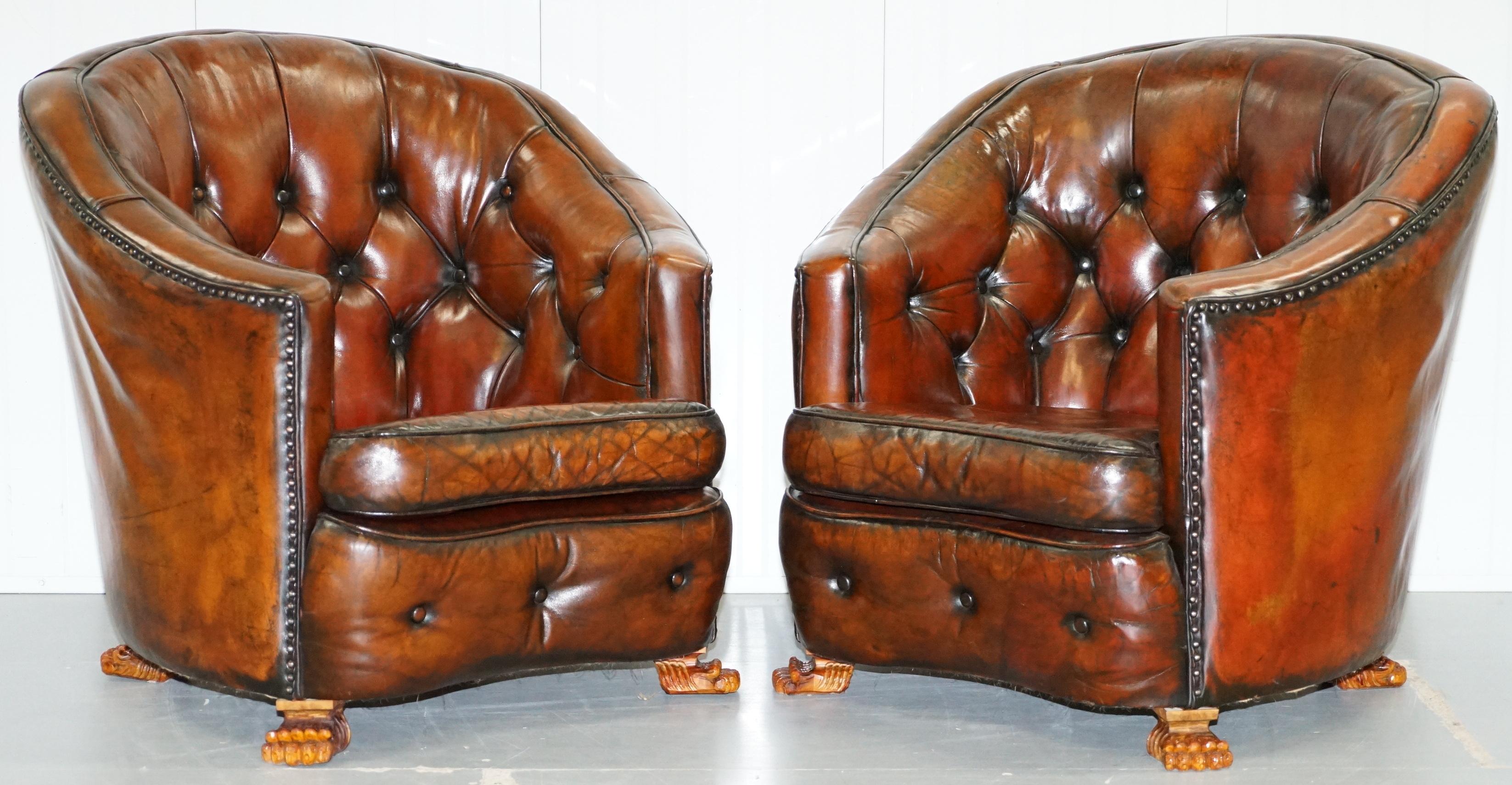 Hand-Carved Brown Leather Curved Back Chesterfield Suite Sofa Armchairs Lion Hairy Paw Feet For Sale
