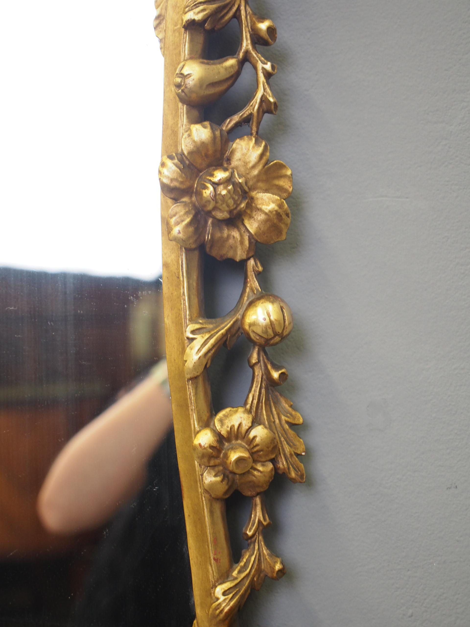 Pair of Large Carved Giltwood Wall Mirrors 3