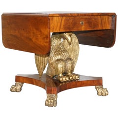 Table de canapé Biedermeier suédois restaurée avec aigle doré, datant d'environ 1850, style fédéral