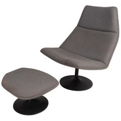 Italian Mid-Century Modern Swivel Lounge Chair and Ottoman