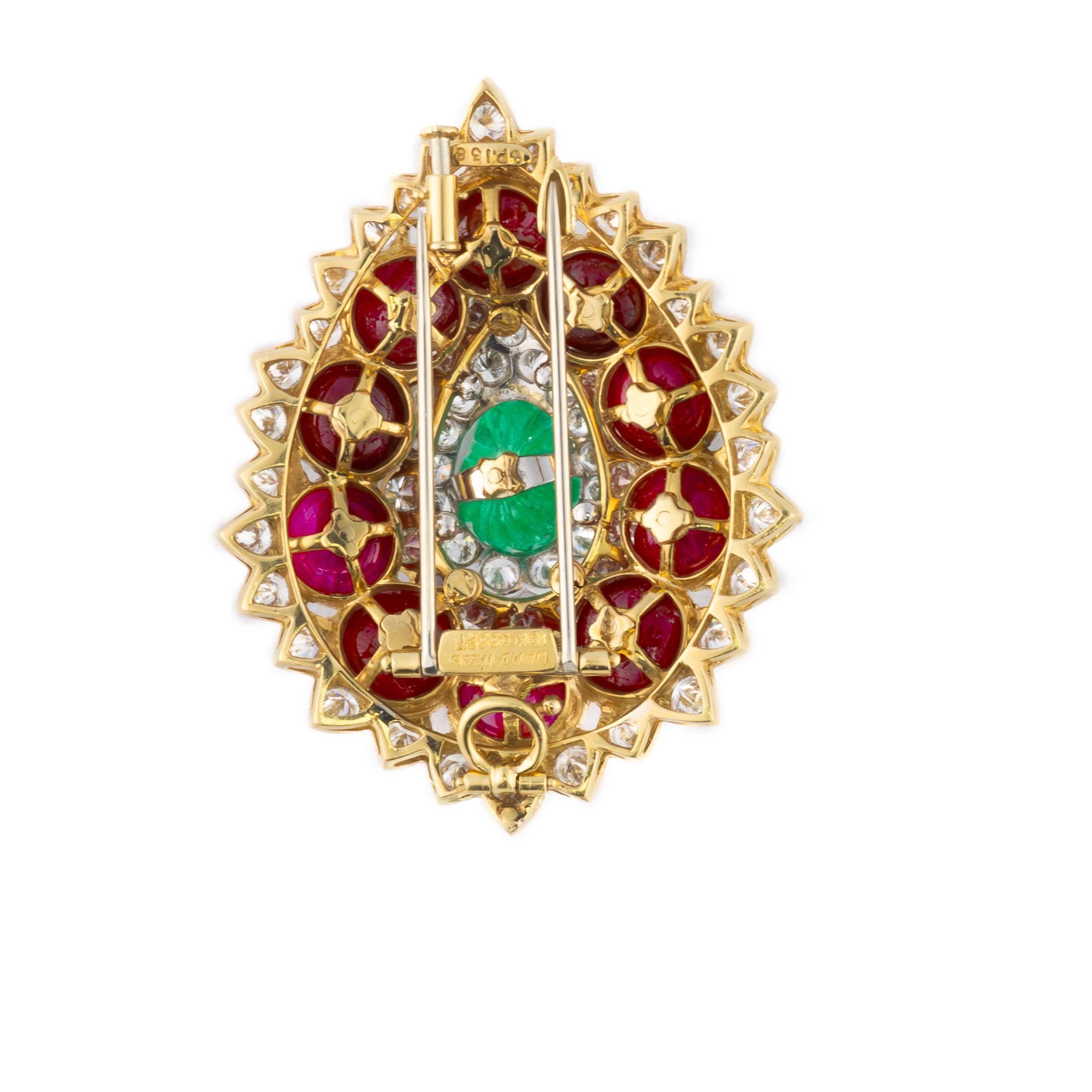 Rétro David Webb Spilla con rubino, smeraldo e diamante in vendita