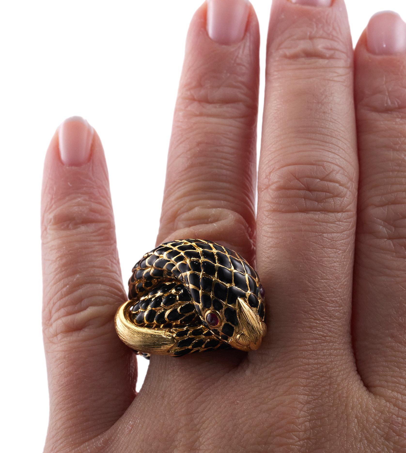 David Webb Ruby Enamel Gold Snake Ring In Good Condition For Sale In Lambertville, NJ