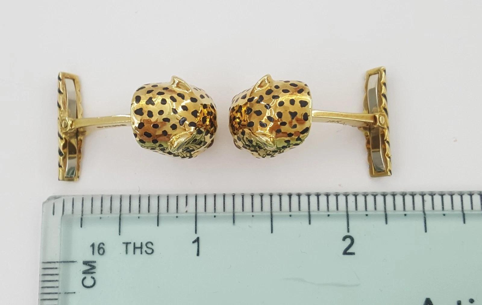Cabochon David Webb Ruby & Enamel Leopard Cufflinks in 18K Yellow Gold 17.7 Grams For Sale