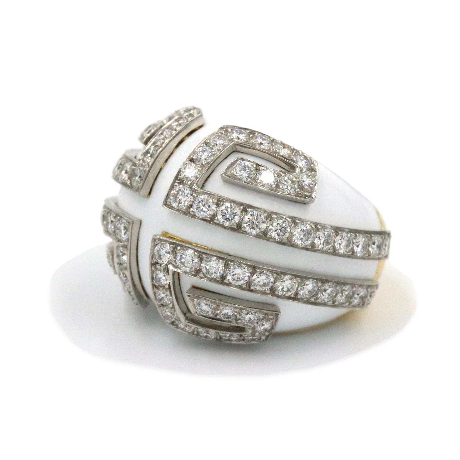 David Webb Scroll Ring with 3.90CTW of Diamonds in 18K YG Platinum and Enamel For Sale 2