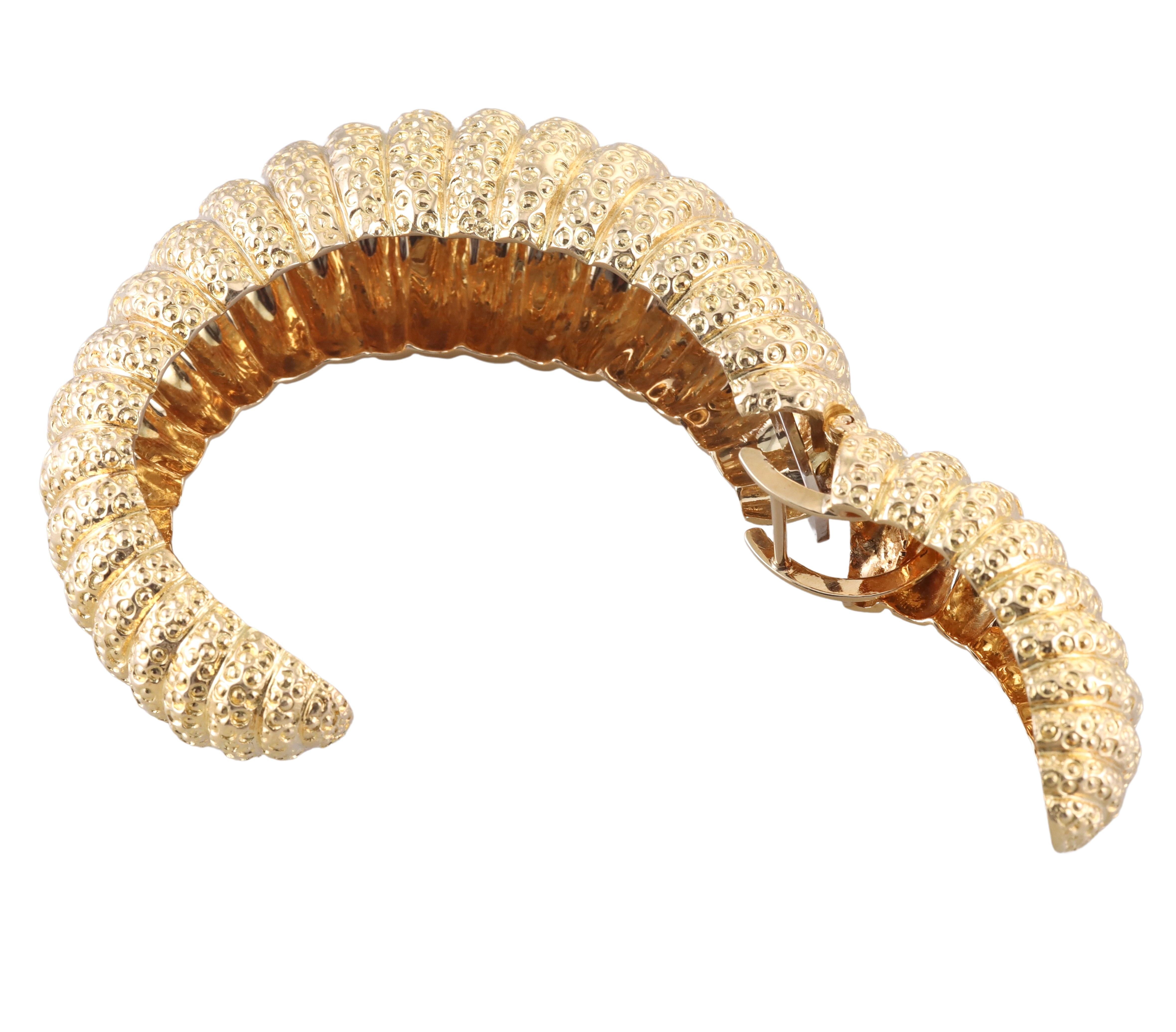 Women's David Webb Sea Urchin Gold Cuff Bracelet For Sale