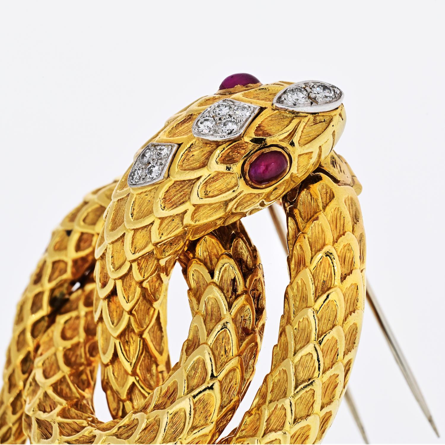 David Webb Serpent Platinum and 18 Karat Yellow Gold Diamond, Rubies Brooch In Excellent Condition In New York, NY