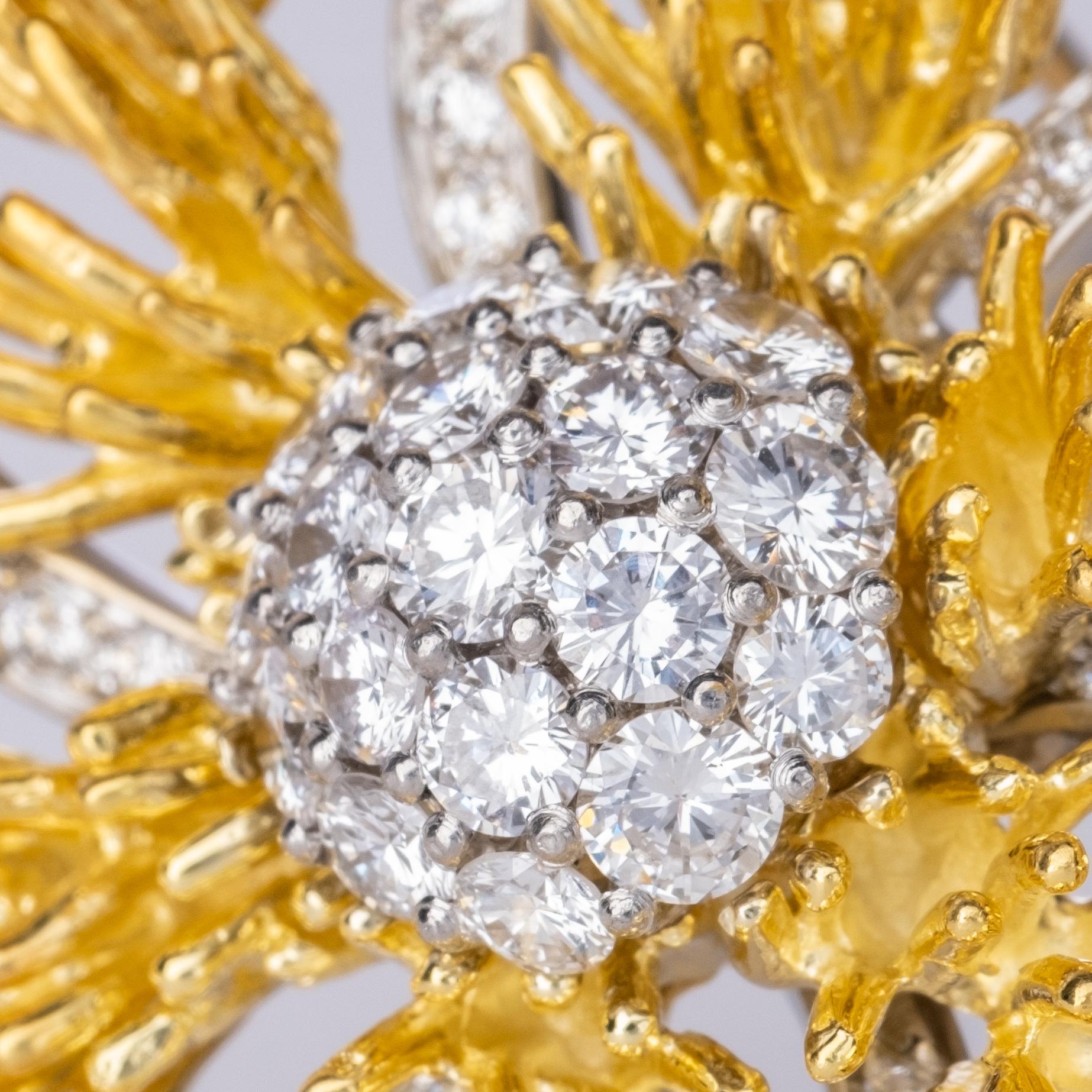 Taille ronde David Webb, broche bicolore en or 18 carats et diamants, signée