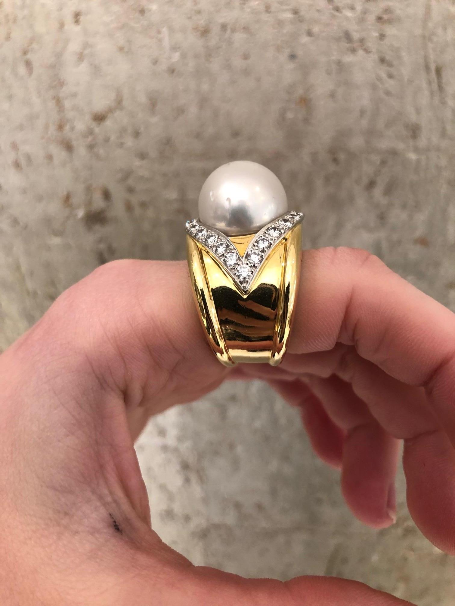 David Webb South Sea Pearl 18 Karat Yellow Gold and Diamond Halo Ring 10