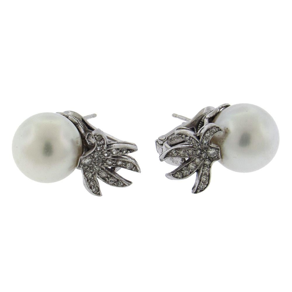 David Webb South Sea Pearl and Diamond Earrings In Good Condition For Sale In New York, NY