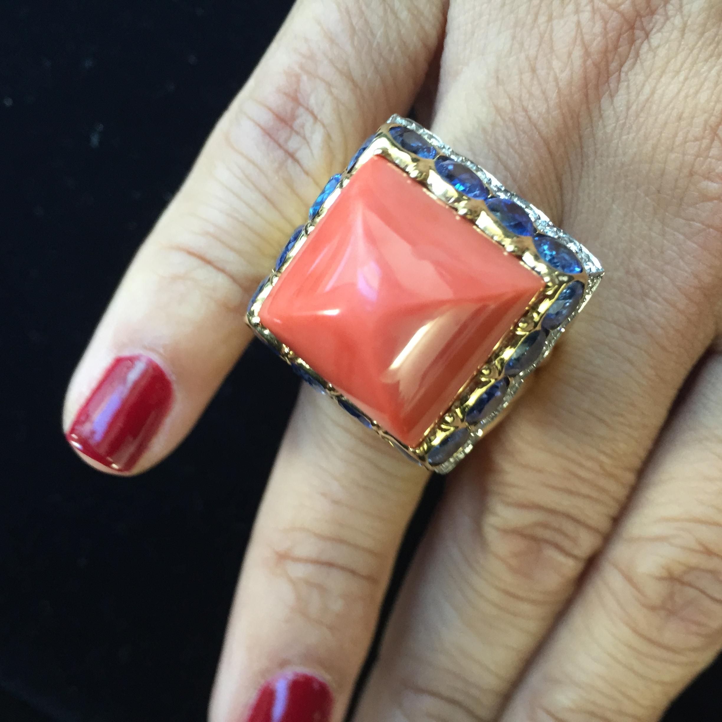 David Webb Sugarloaf Coral, Sapphire and Diamond Ring In Good Condition In New York, NY