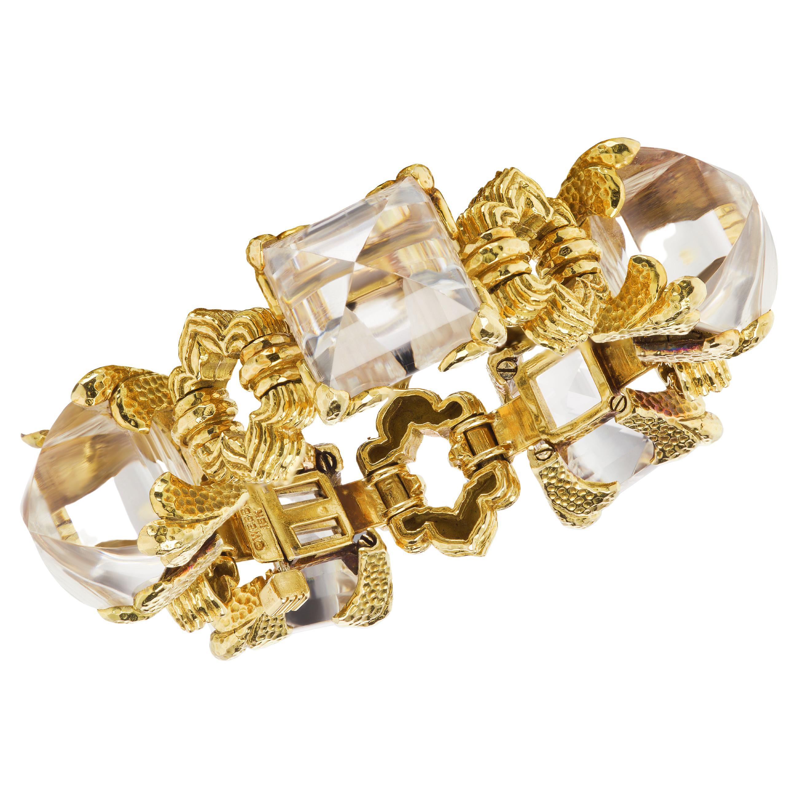David Webb Sugarloaf Rock Crystal and 18k Gold Bracelet For Sale
