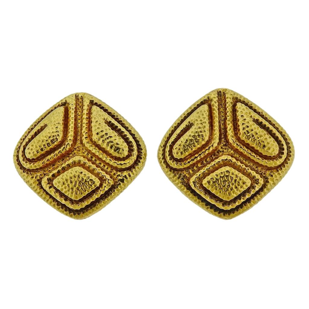 David Webb Textured Gold Earrings For Sale