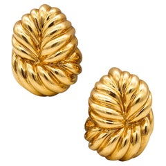 David Webb Textured Knots Clip-On Earrings in Textured Solid 18Kt Yellow Gold