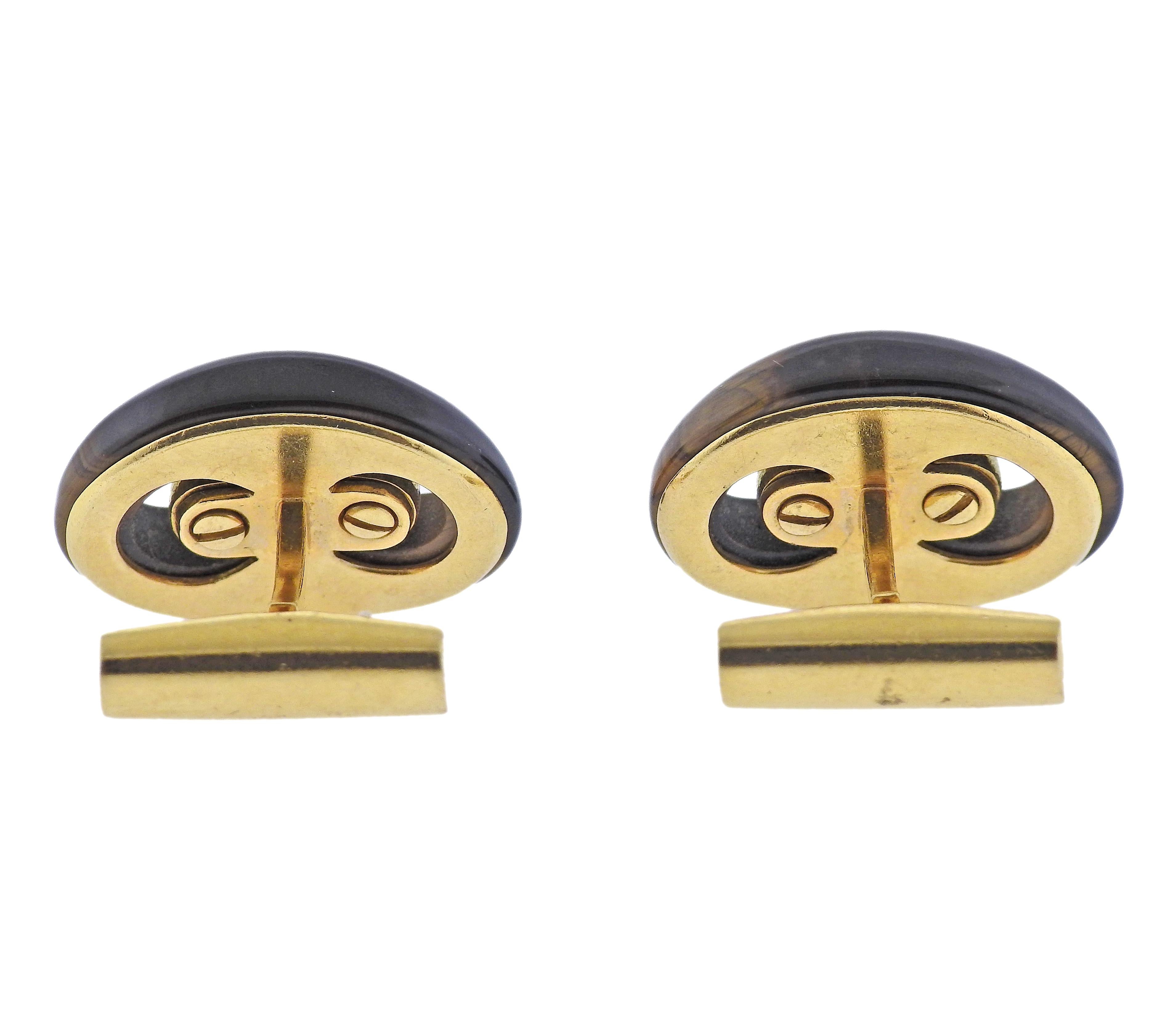 David Webb Tiger's Eye Gold Cufflinks In Excellent Condition For Sale In New York, NY