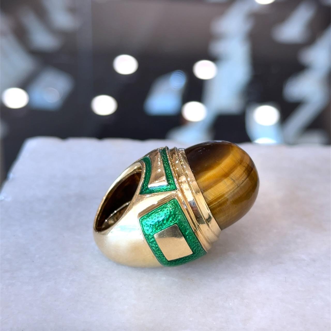 David Webb Anello da cocktail in oro 18 carati con smalto verde occhio di tigre e astuccio in vendita 7