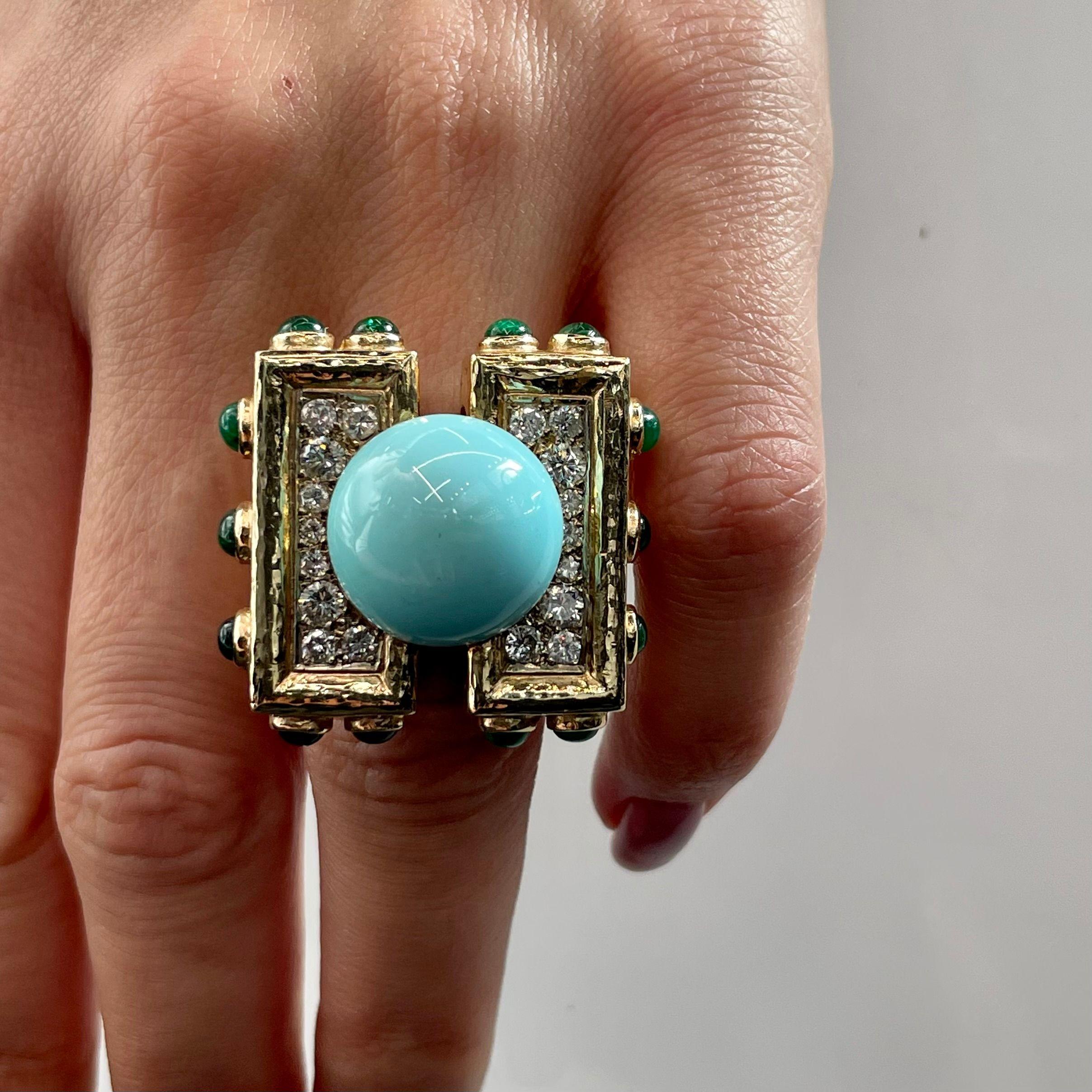 David Webb Turquoise And Diamond Vintage 18k Yellow Gold Ring In Excellent Condition For Sale In New York, NY