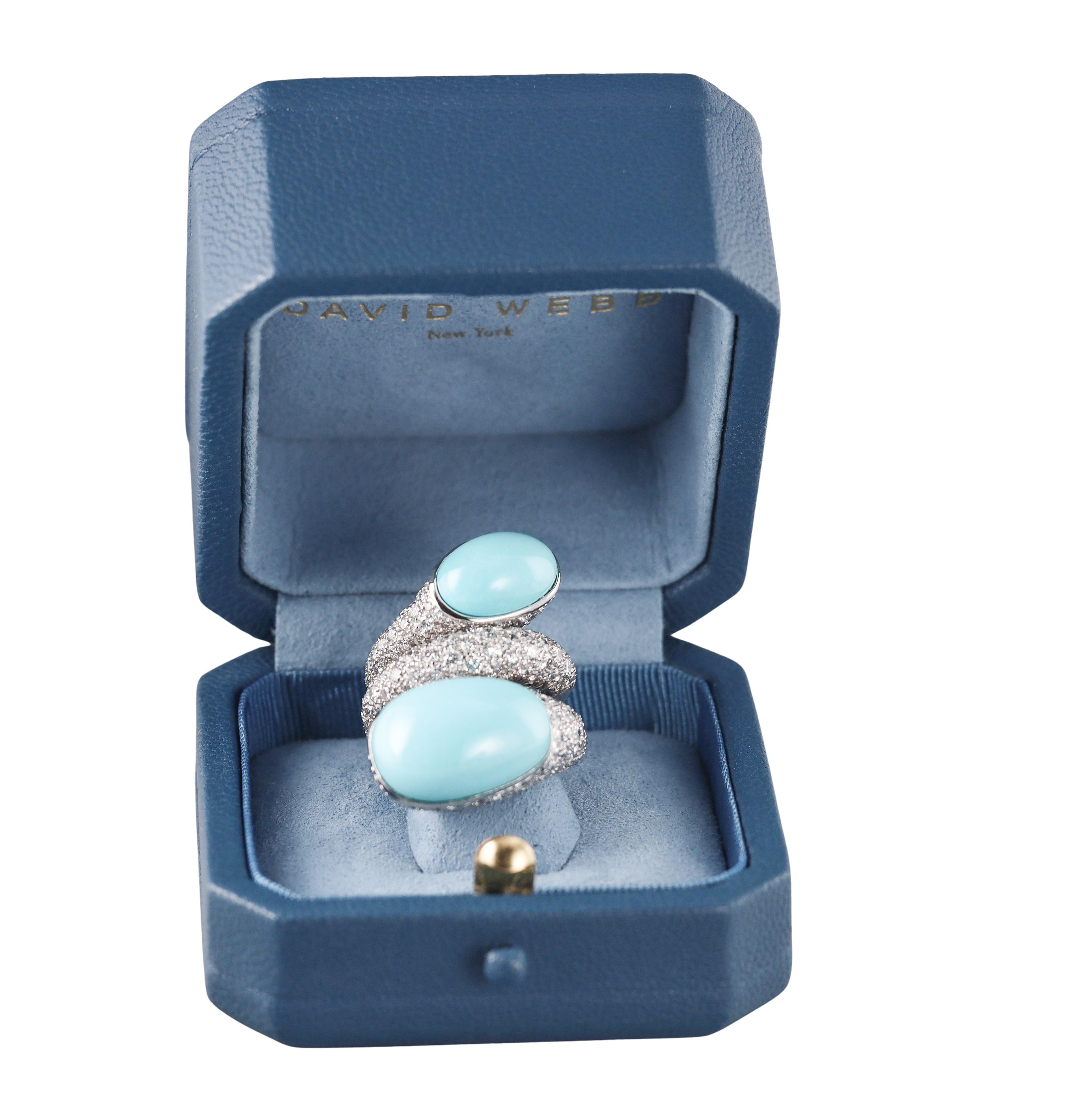 Gorgeous David Webb platinum wrap coil ring with two turquoise cabochons (measuring 15mm x 10mm and 20mm x 13.5mm), surrounded with a total of approx. 7.00ctw H-SI1 diamonds. Ring size 5.5, top is 1 3/8