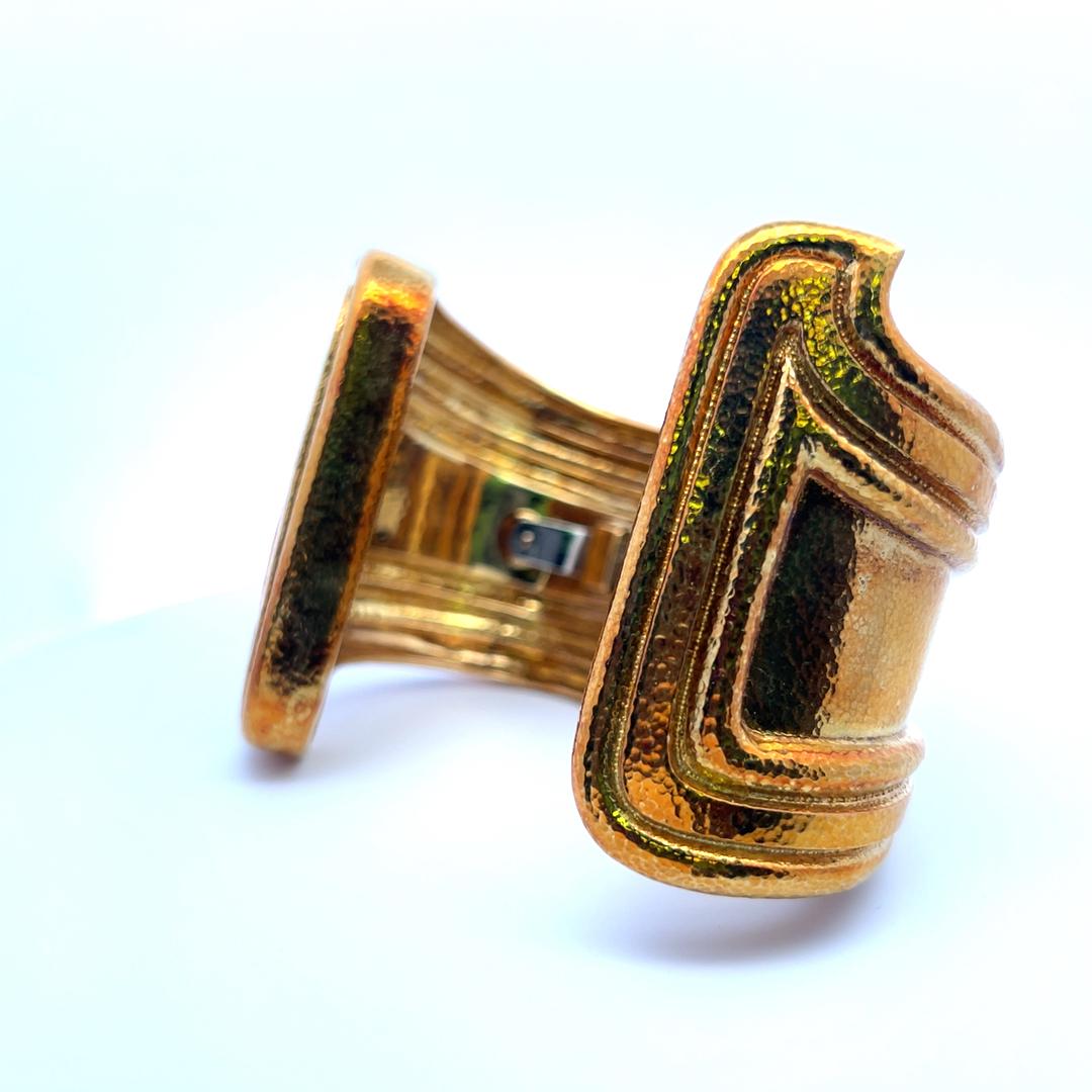 David Webb Bracciale d'epoca in oro giallo 18 carati da 146,40 grammi in vendita 6