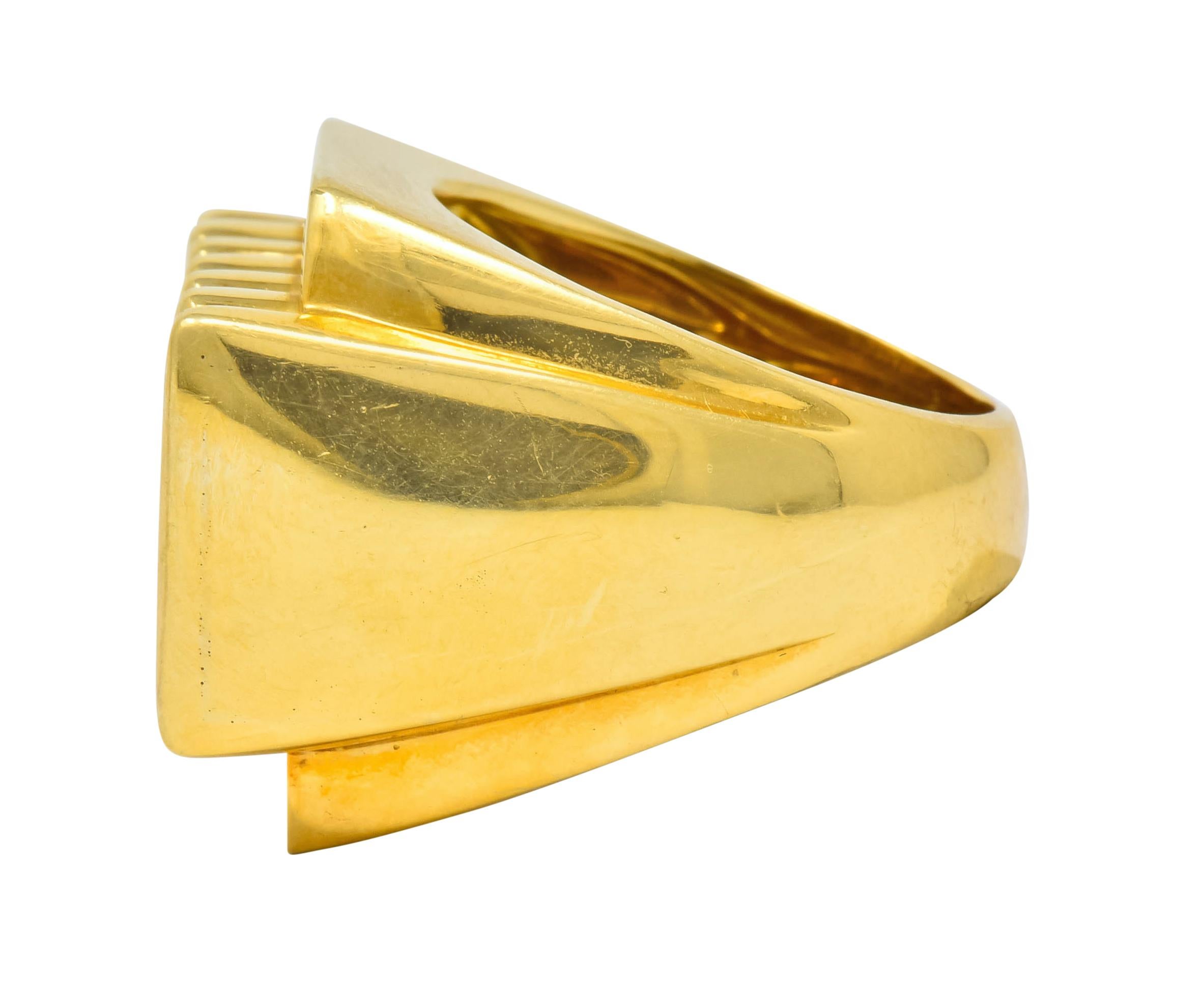 David Webb Vintage 18 Karat Yellow Gold Ridged Band Ring, circa 1960s 1