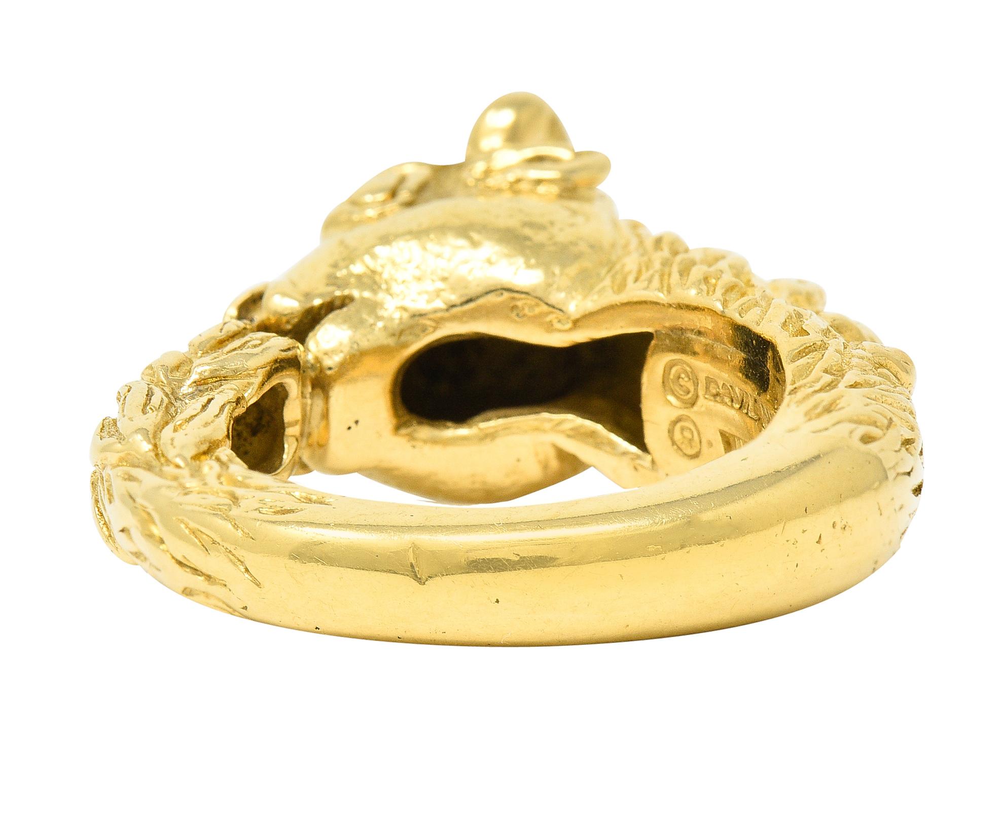 David Webb Vintage 18 Karat Yellow Gold Taurus Bull Kingdom Ring In Excellent Condition In Philadelphia, PA