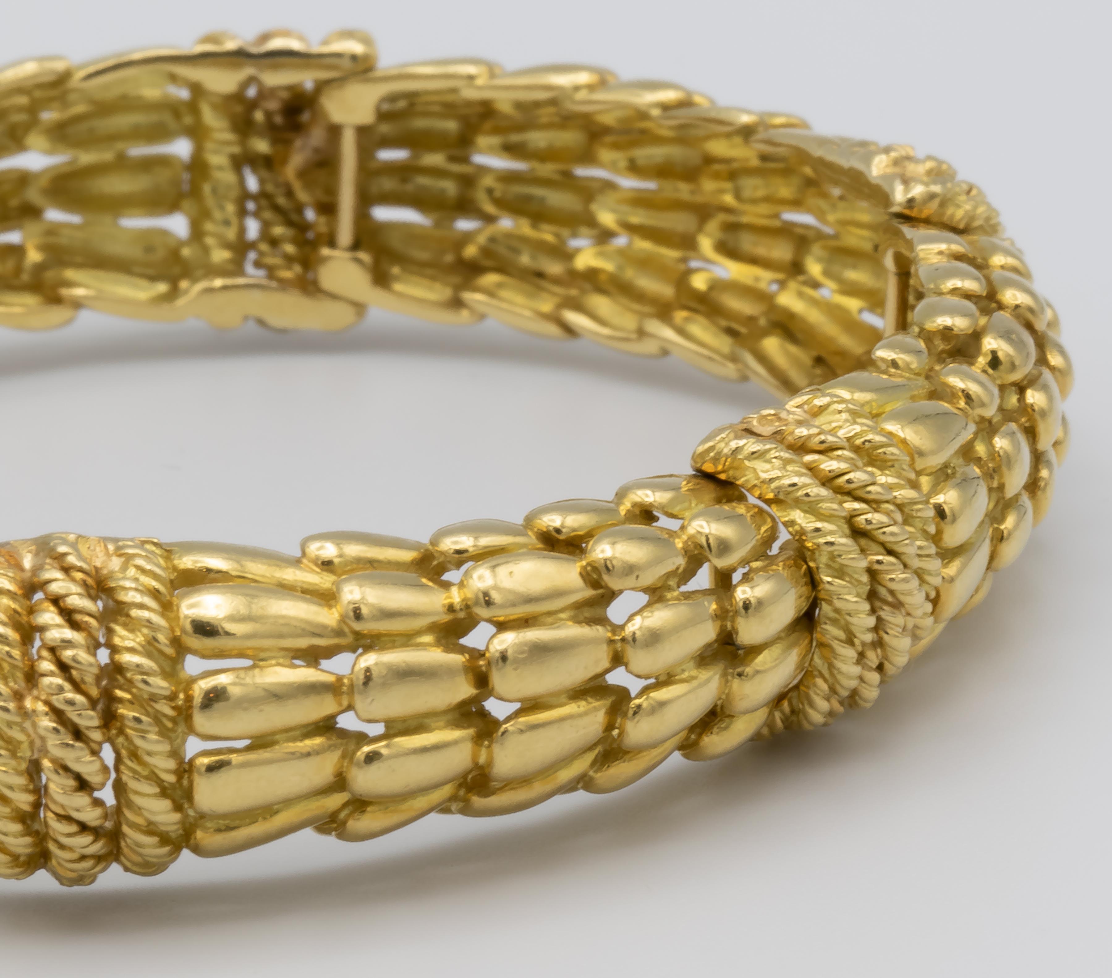 David Webb Vintage 18 Karat Gold Bracelet 1