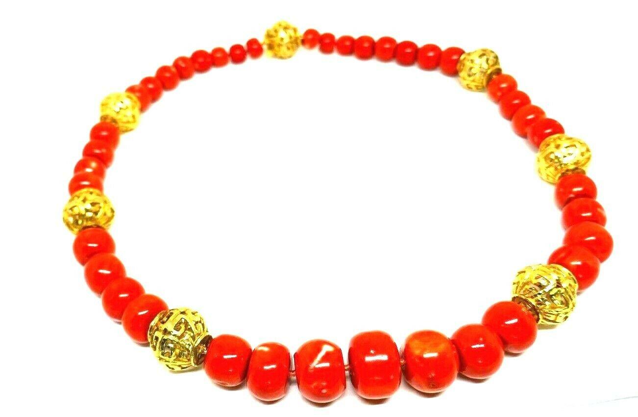David Webb Vintage Coral Bead Yellow Gold Necklace In Excellent Condition In Beverly Hills, CA