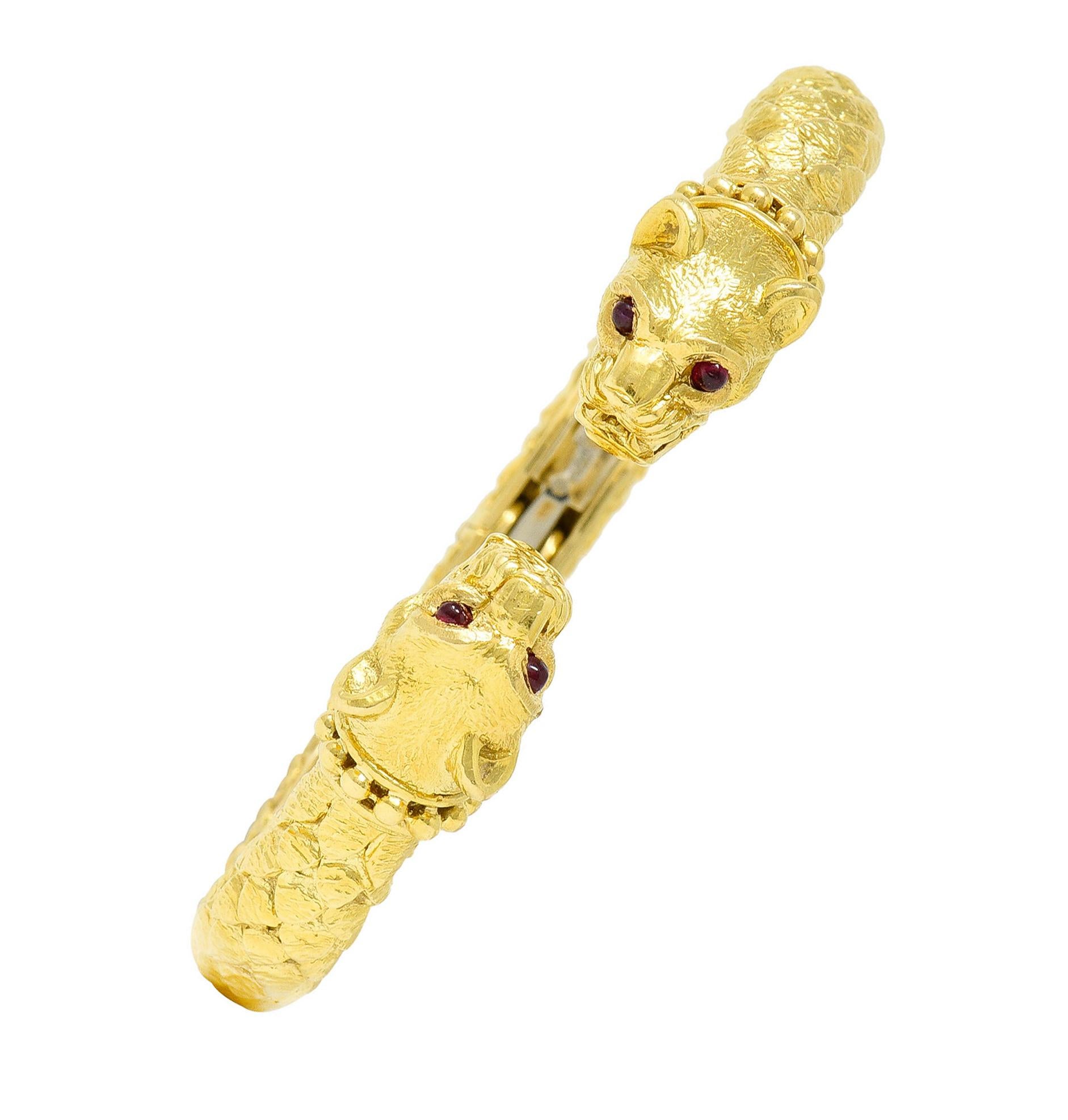 David Webb Vintage Ruby 18 Karat Yellow Gold Lion Head Kingdom Cuff Bracelet 4
