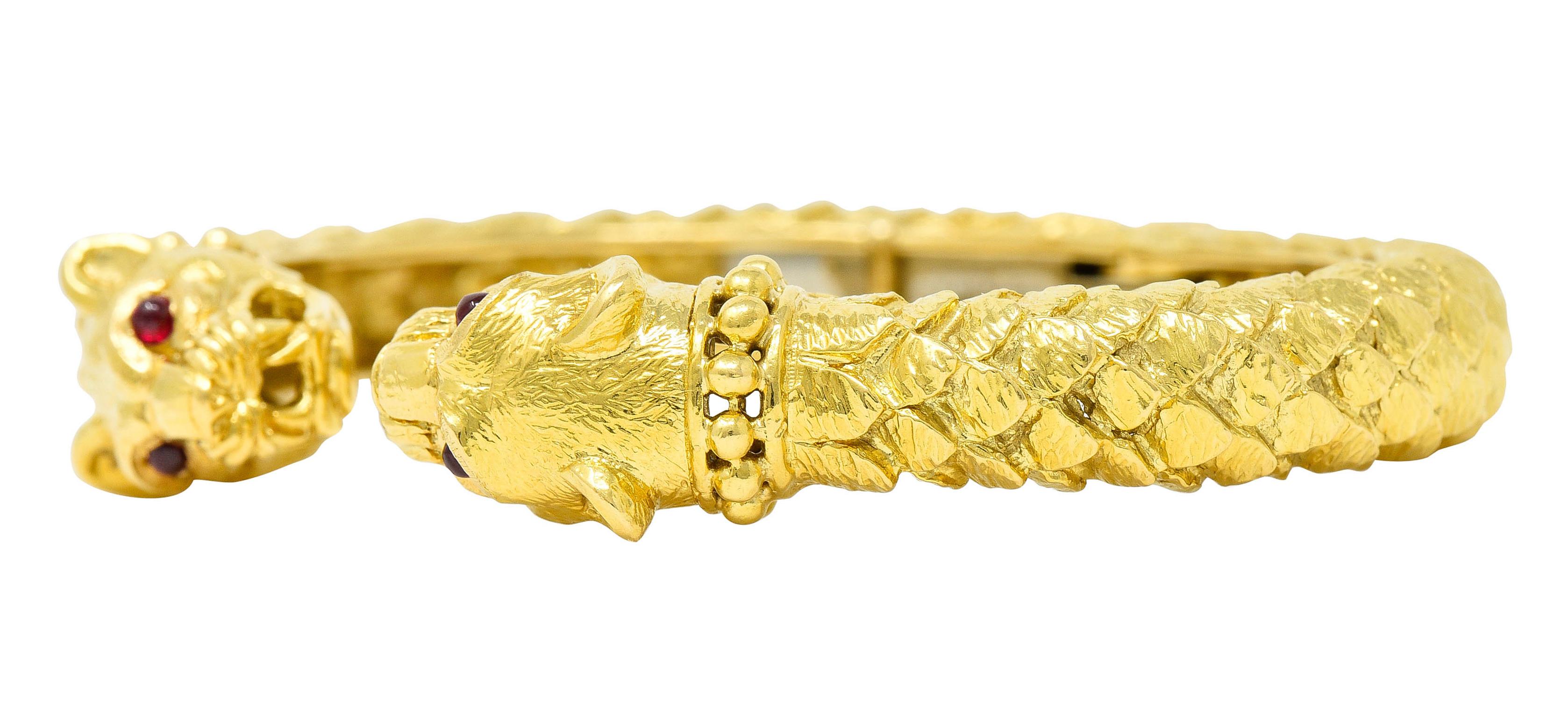 David Webb Vintage Ruby 18 Karat Yellow Gold Lion Head Kingdom Cuff Bracelet 1