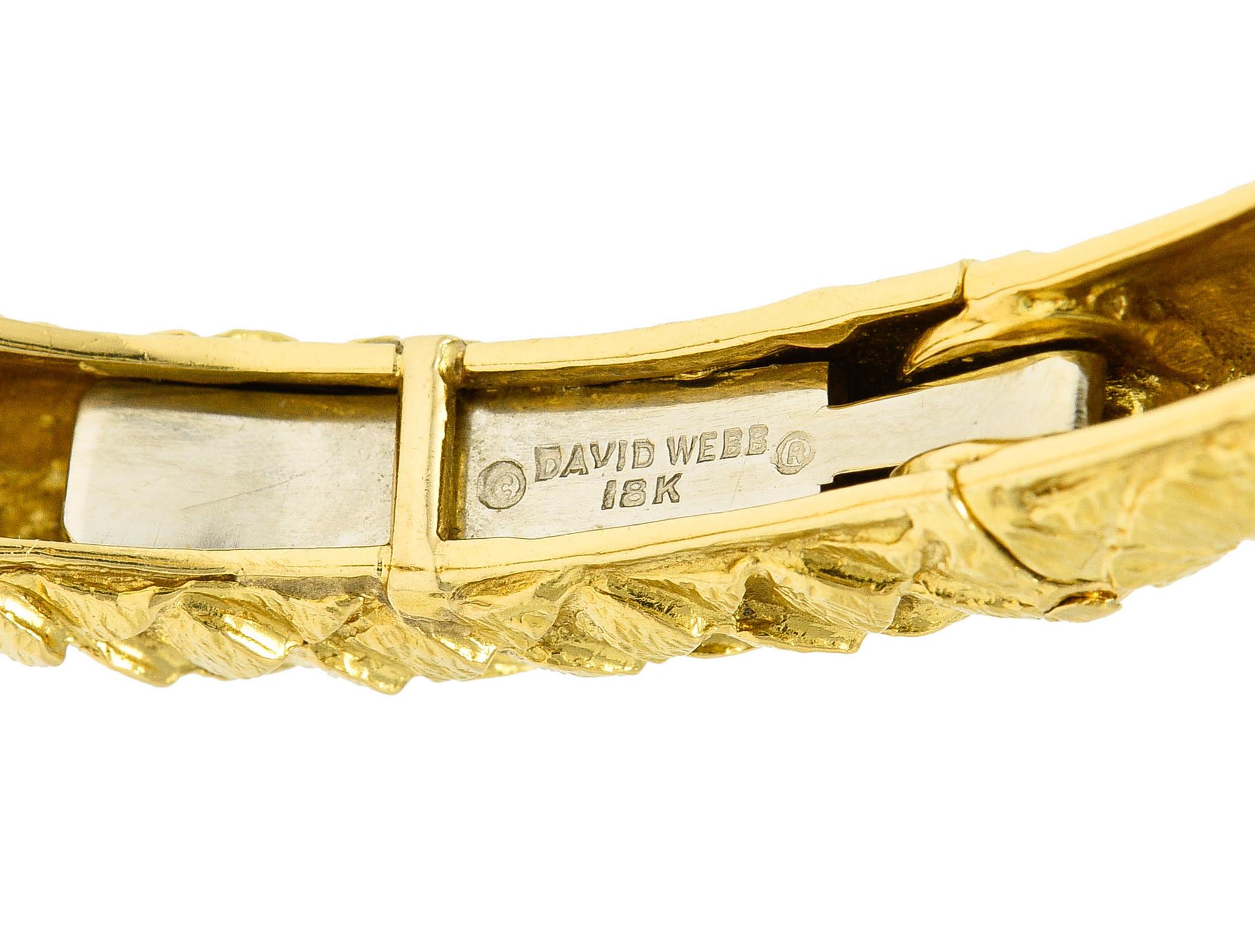 David Webb Vintage Ruby 18 Karat Yellow Gold Lion Head Kingdom Cuff Bracelet 2