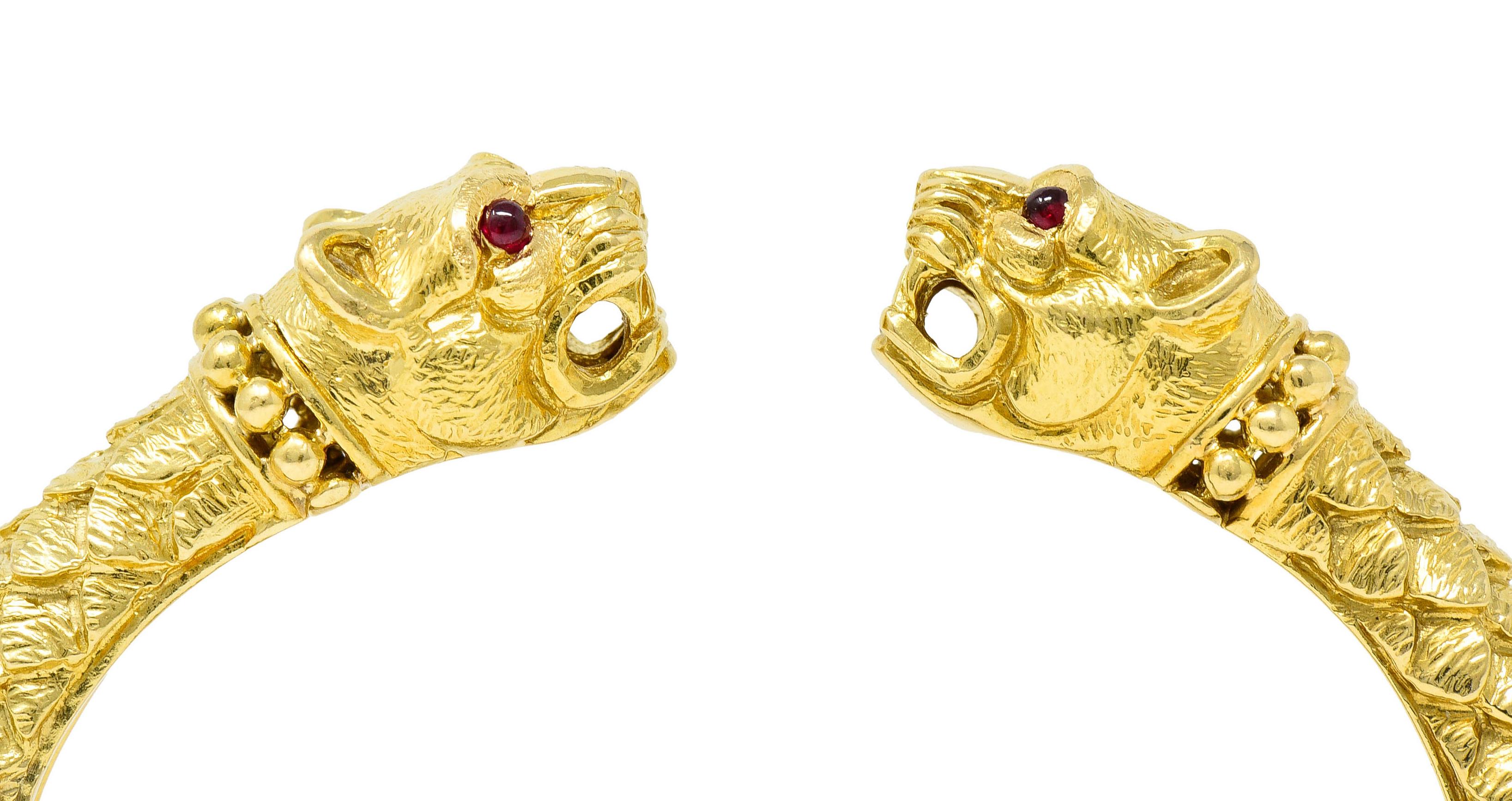 David Webb Vintage Ruby 18 Karat Yellow Gold Lion Head Kingdom Cuff Bracelet 3