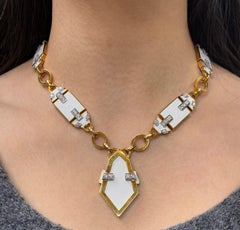 David Webb Collana con smalto bianco e diamanti