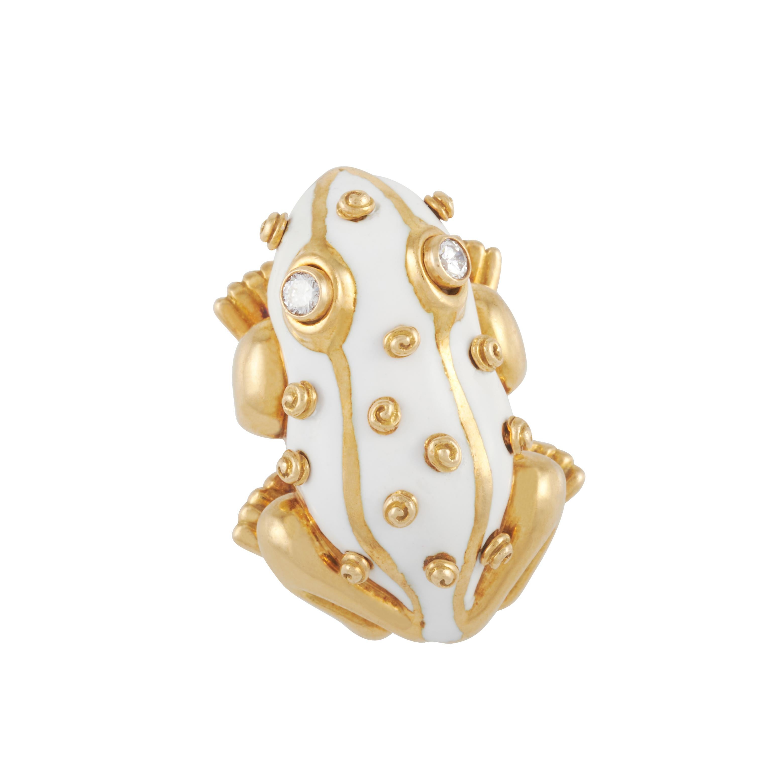 David Webb Broche grenouille en or jaune 18 carats et émail blanc sertie d'œils en diamants en vente 2