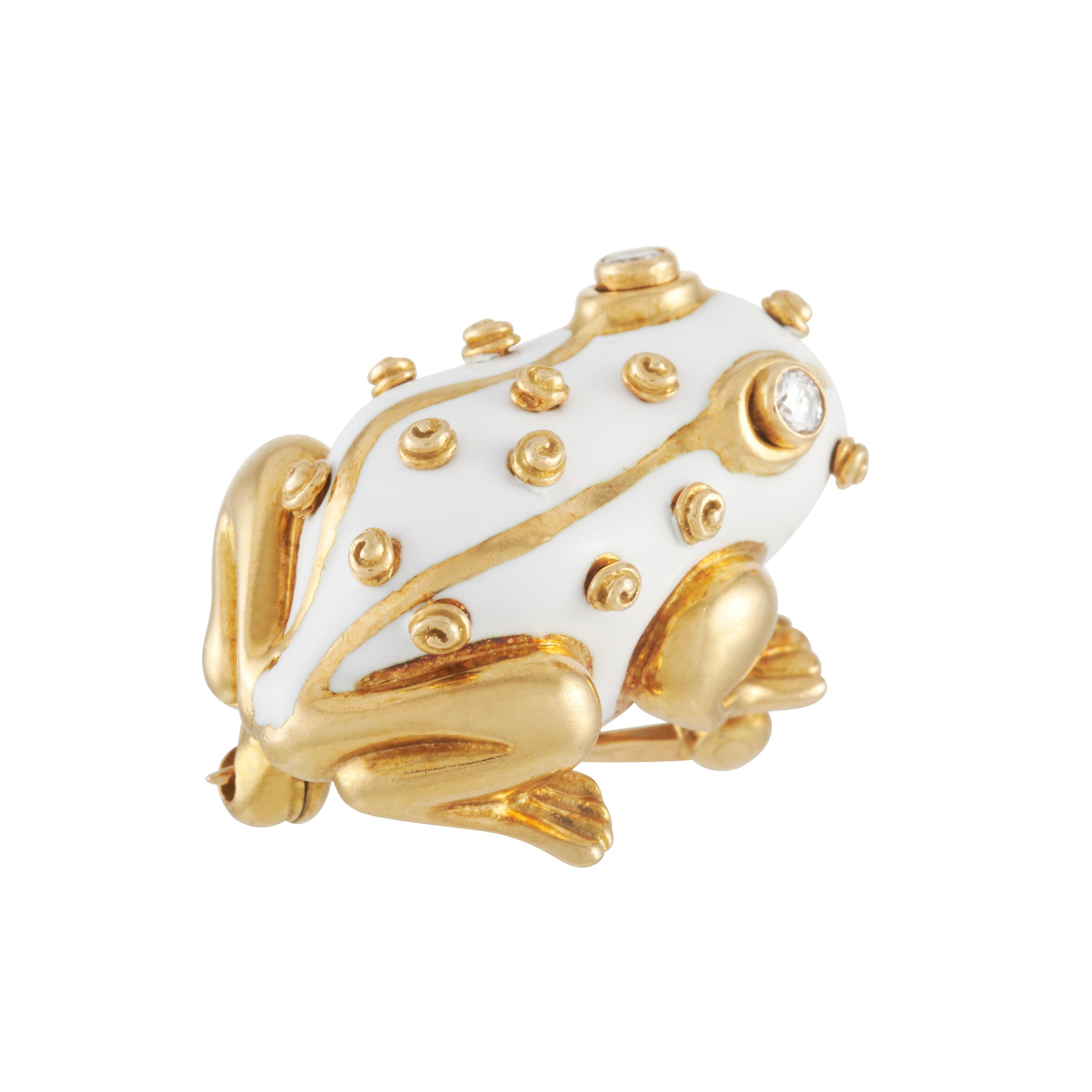 David Webb White Enamel Frog Brooch Set with Diamond Eyes in 18K Yellow Gold For Sale 5