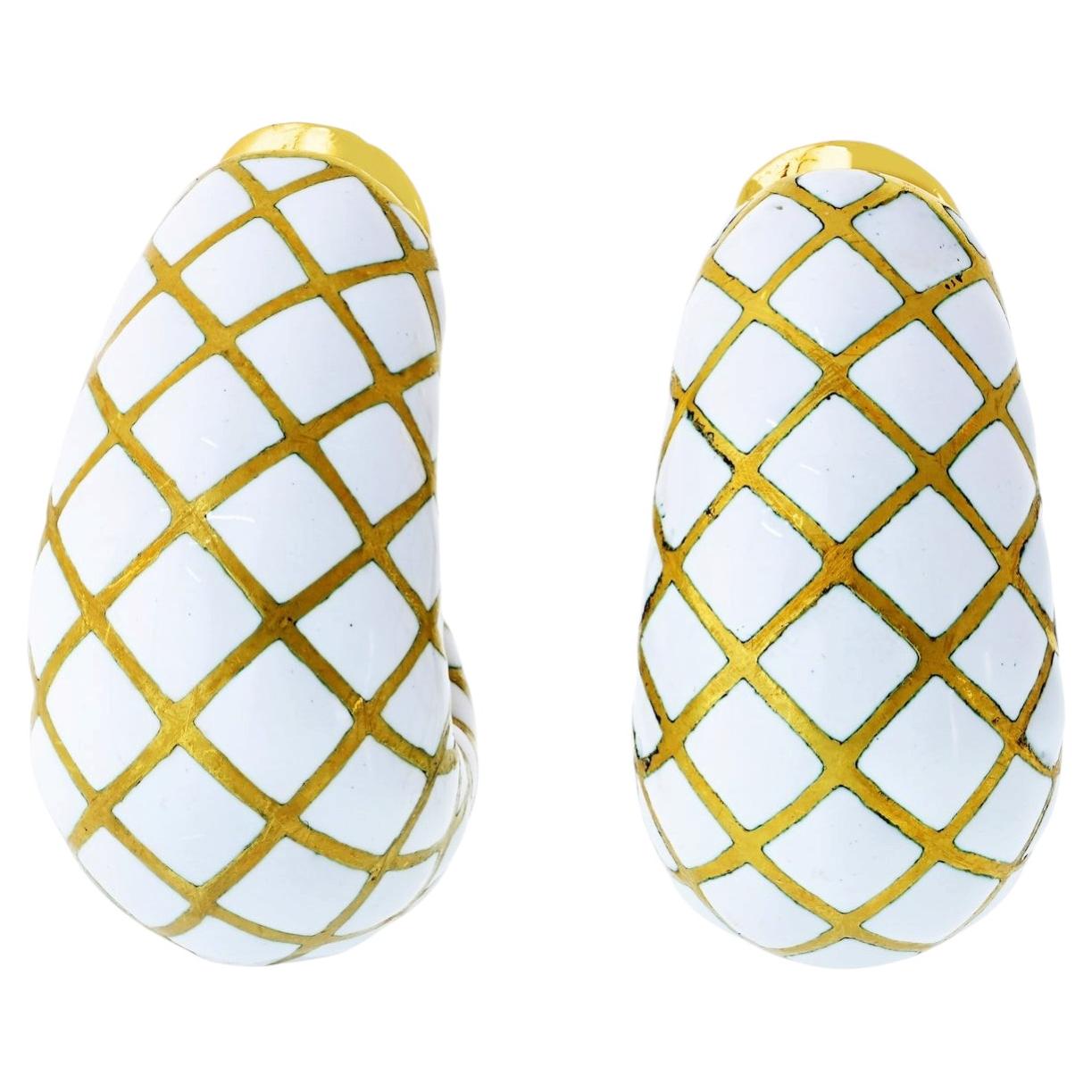 Pre-owned David Webb White Enamel Platinum & 18k Yellow Gold Bombe Gold Clip-on Earrings