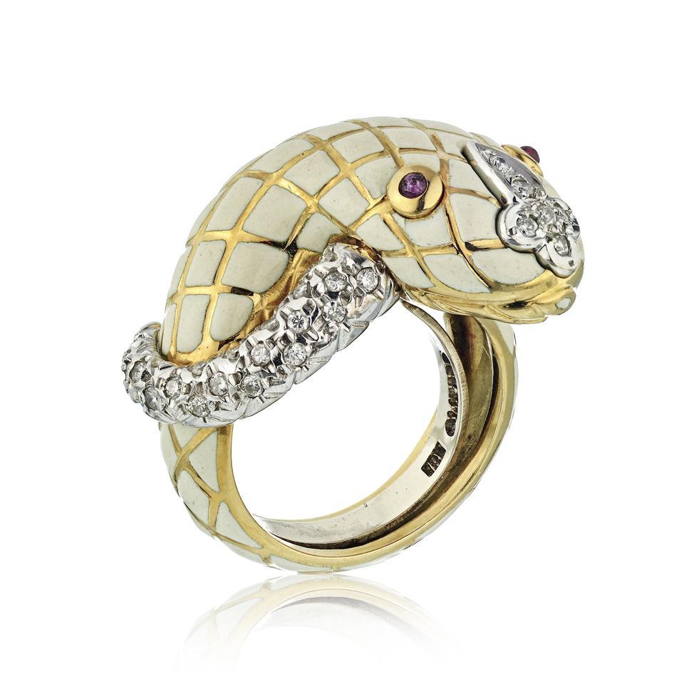 David Webb White Enamel Ruby Yellow Gold Diamond Snake Ladies Ring In Excellent Condition For Sale In New York, NY