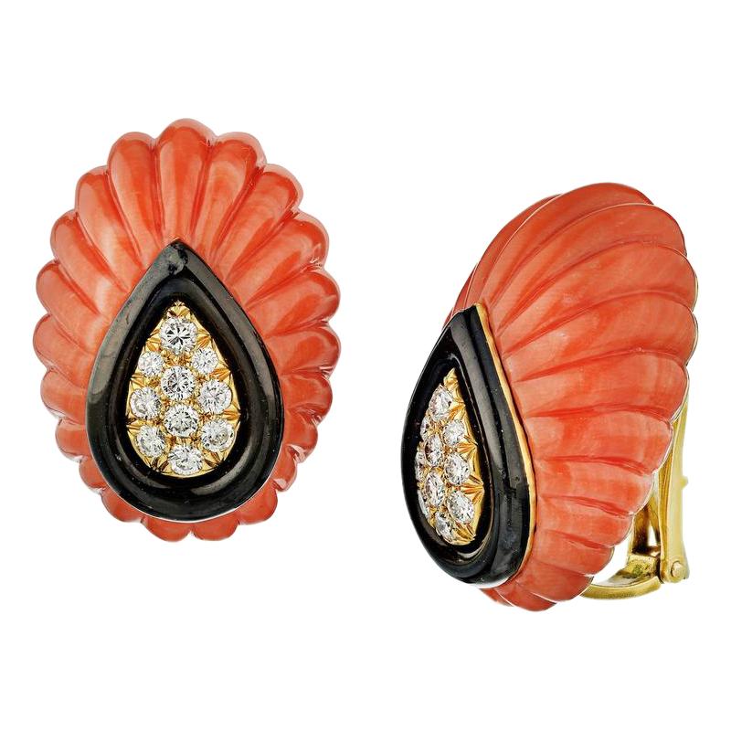 David Webb Yellow Gold Coral and Diamond Vintage Clip-On Earrings For Sale
