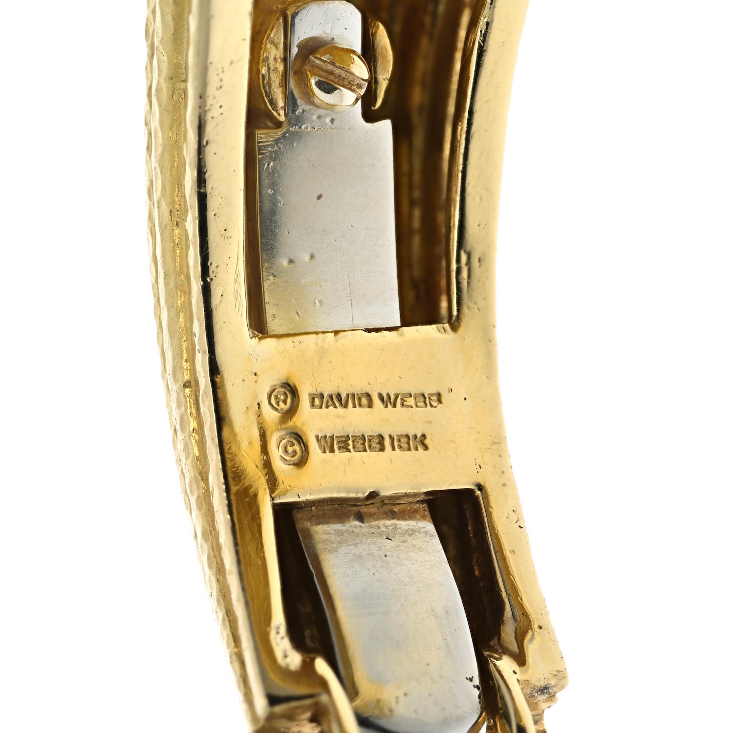 Women's David Webb Yellow Gold Estate Vintage 18k Wide Heavy Hammered Violin Scroll Diam For Sale
