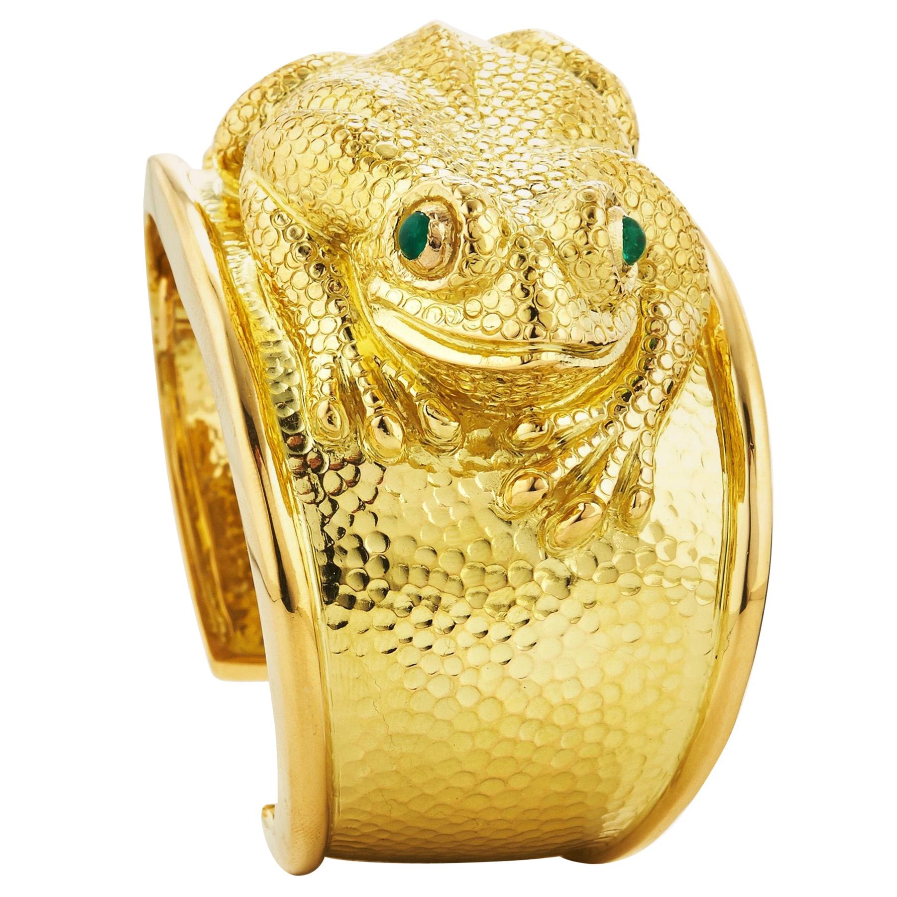 David Webb Yellow Gold Frog Cuff Bracelet