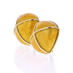 David Webb, grandes boucles d'oreilles boutons en or jaune laqué