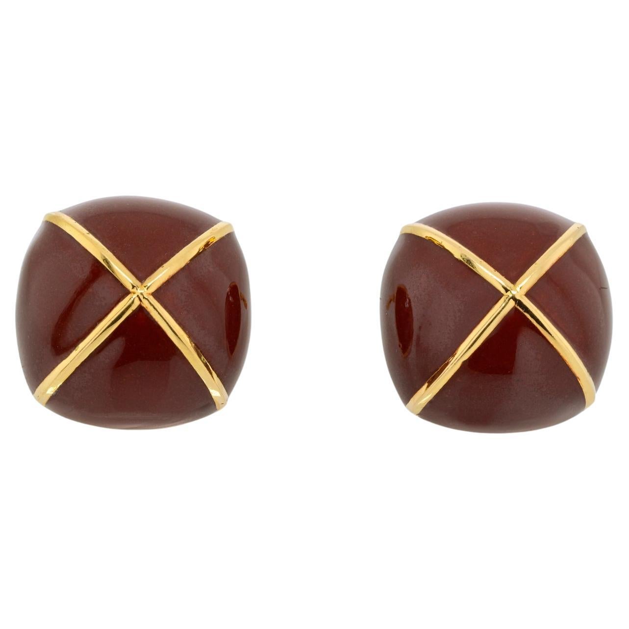 David Webb Yellow Gold Large Square Cushion Brown Enamel Clip-Ons Earrings For Sale