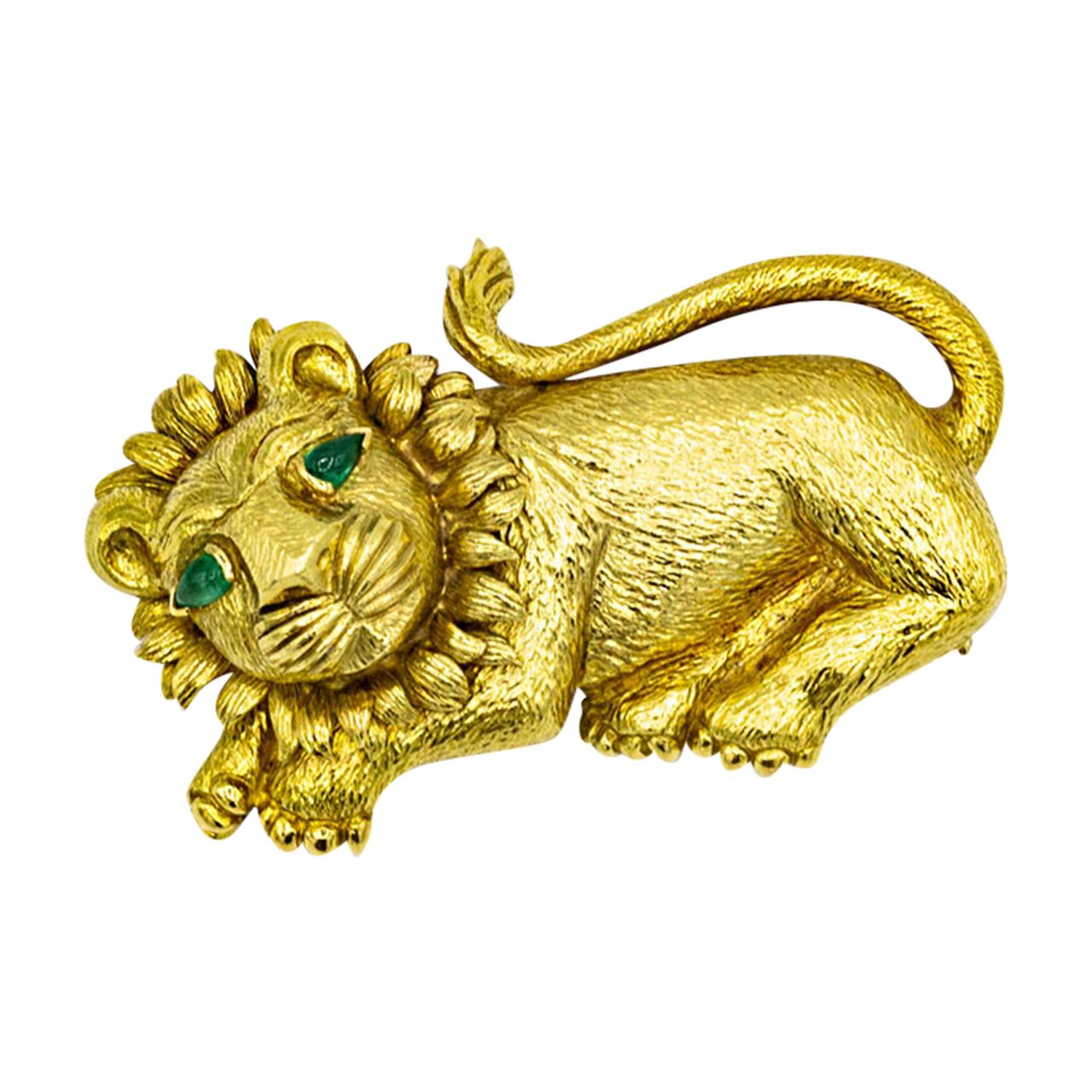 David Webb Yellow Gold Lion with Emerald Eyes Brooch