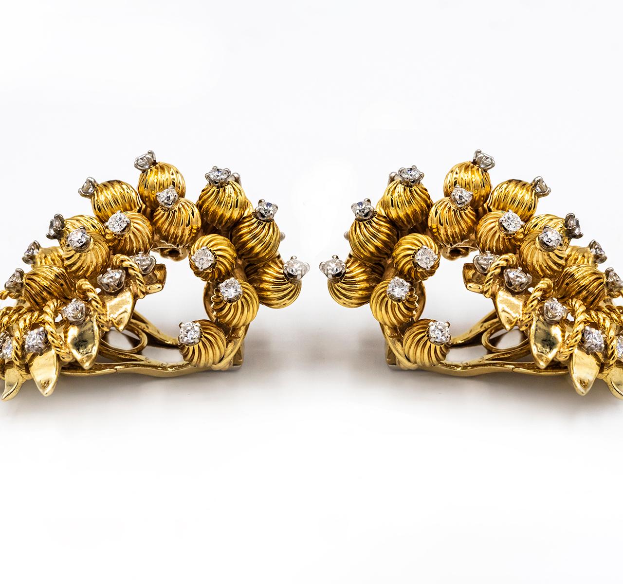 Round Cut David Webb Yellow Gold Sculpted Set with Round Diamonds Earrings For Sale