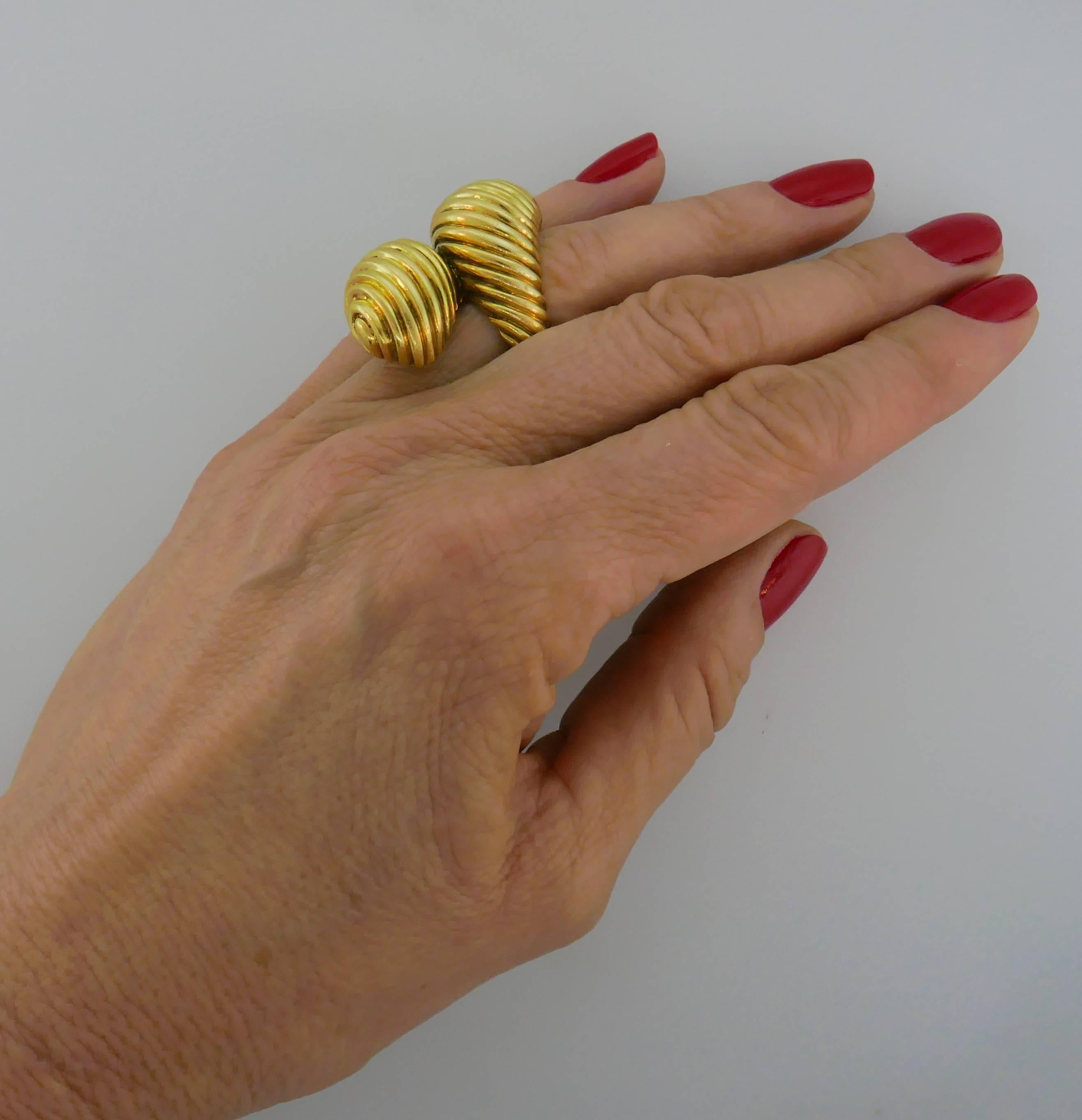David Webb Yellow Gold Snake Ring In Good Condition In Beverly Hills, CA