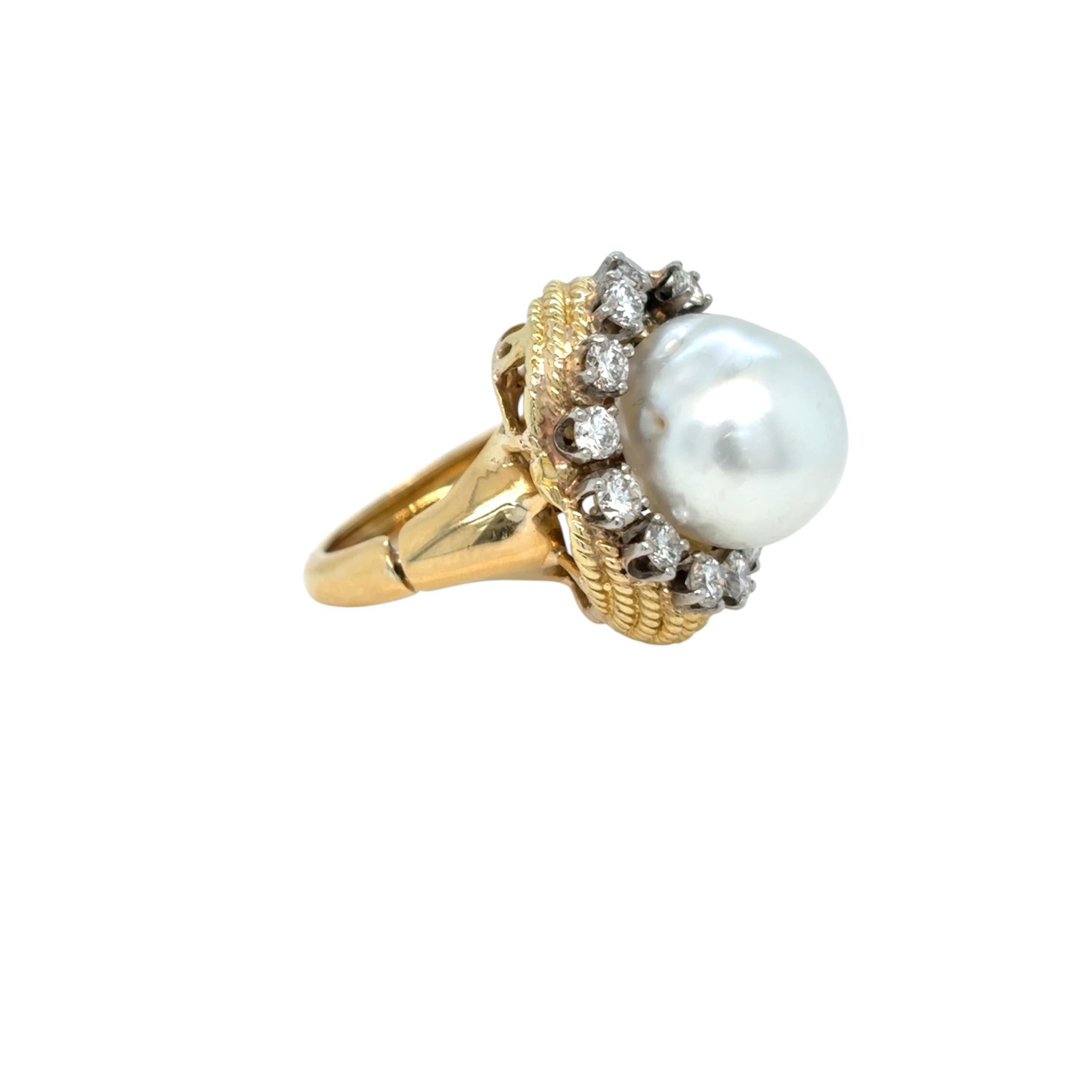 Taille brillant A David Goldes or jaune perle des mers du sud  Bague turbane en diamant en vente